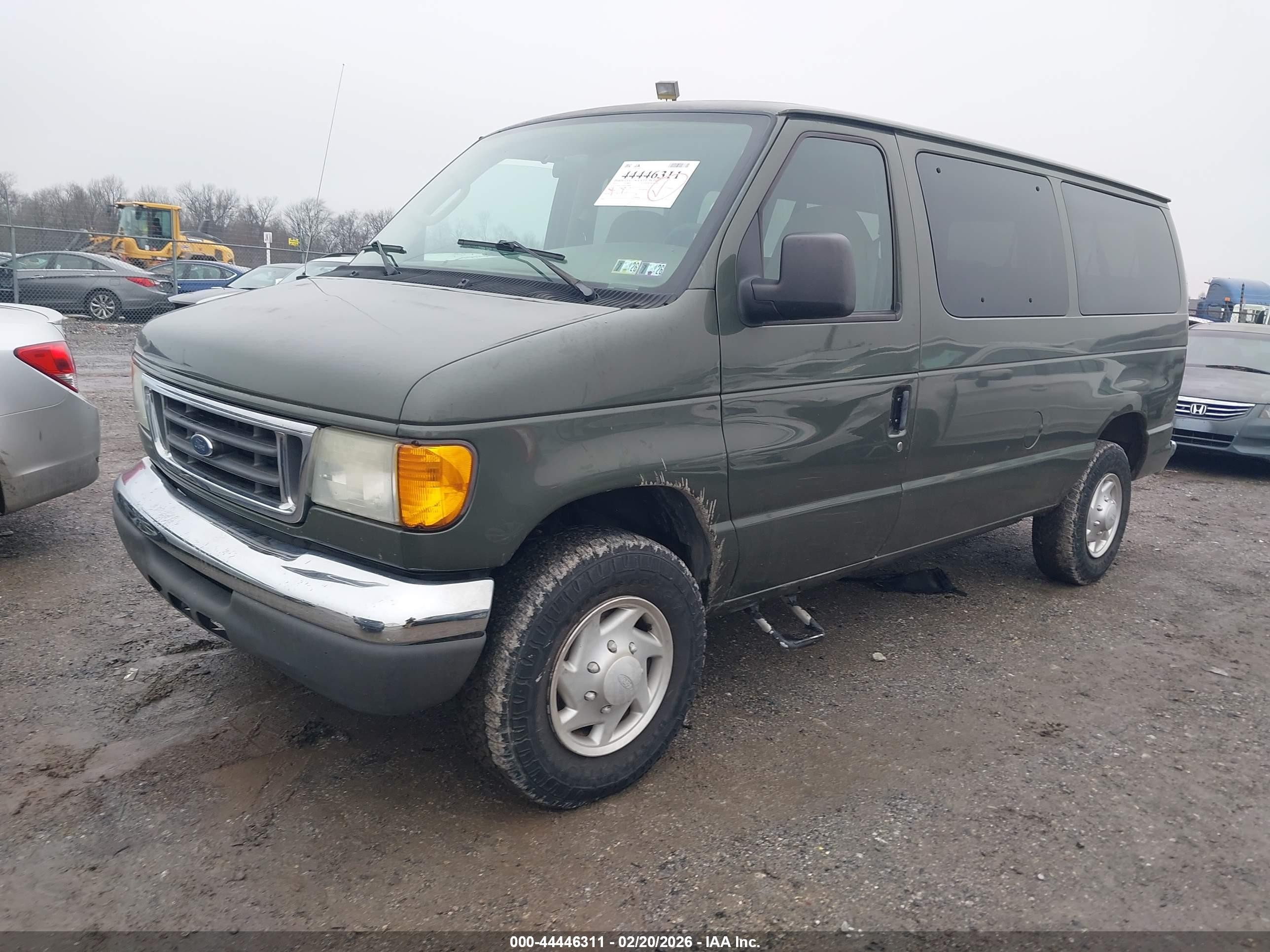 2005 Ford E-350 Super Duty Chateau/xl/xlt Green vin: 1FBNE31L85HA98886