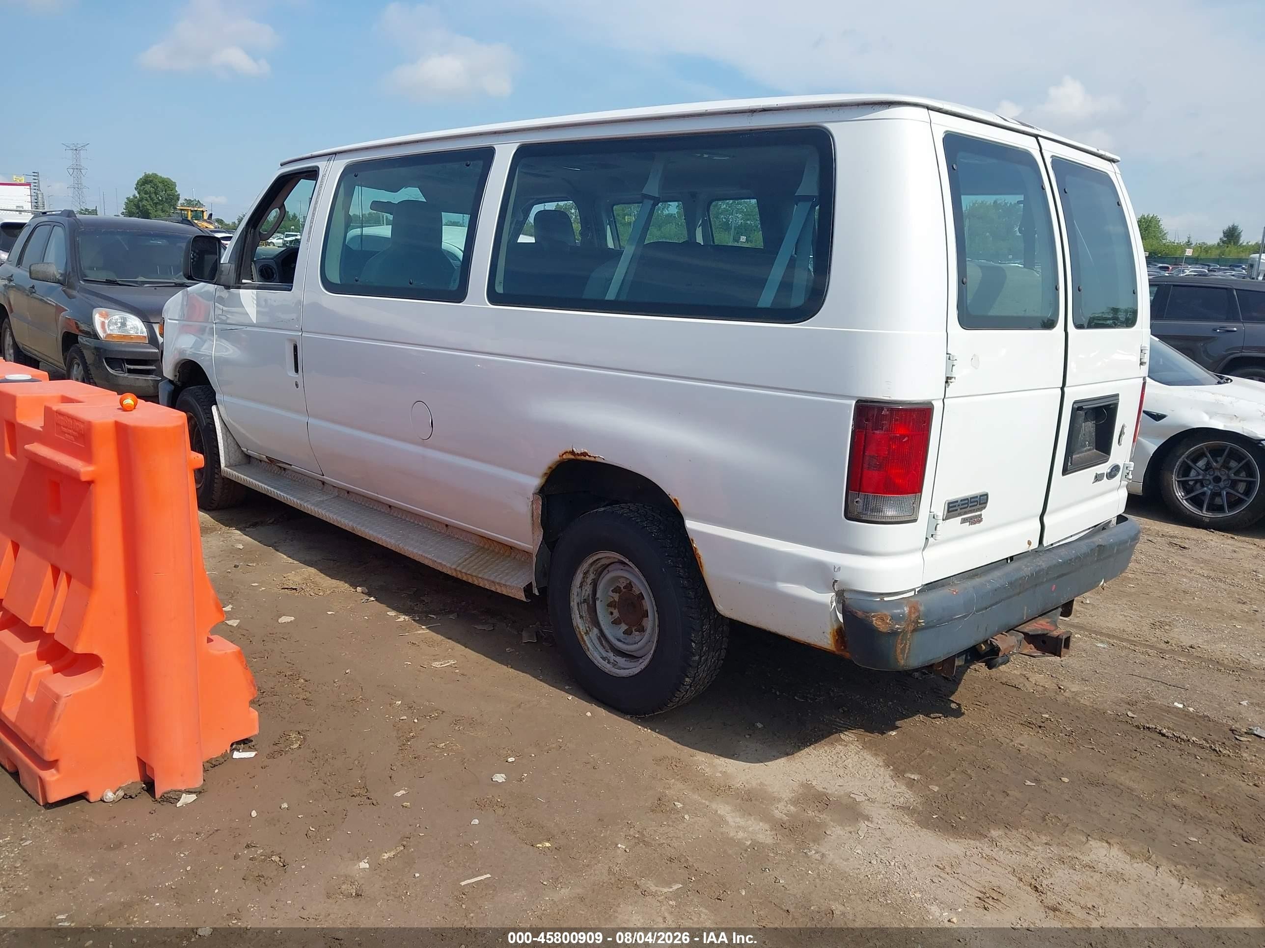 2009 Ford E-350 Super Duty Xl/xlt Белый vin: 1FBNE31L89DA22033