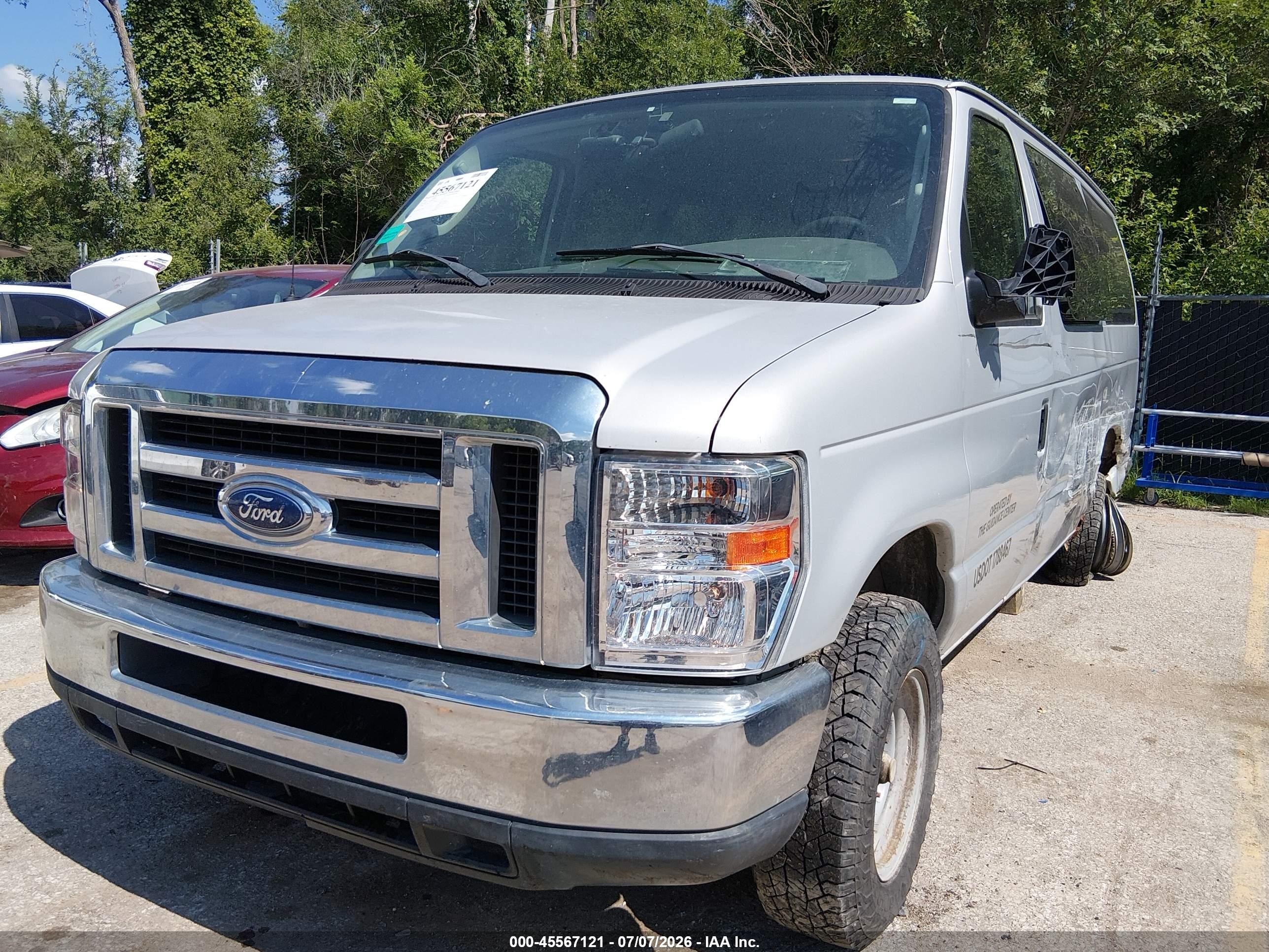 2008 Ford E-350 Super Duty Xl/xlt White vin: 1FBNE31L98DB25783