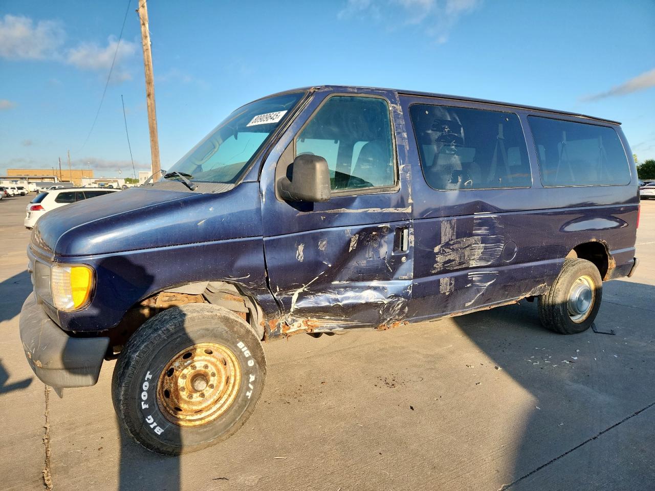 2004 Ford Econoline E350 Super Duty Wagon Blue vin: 1FBNE31LX4HB37511