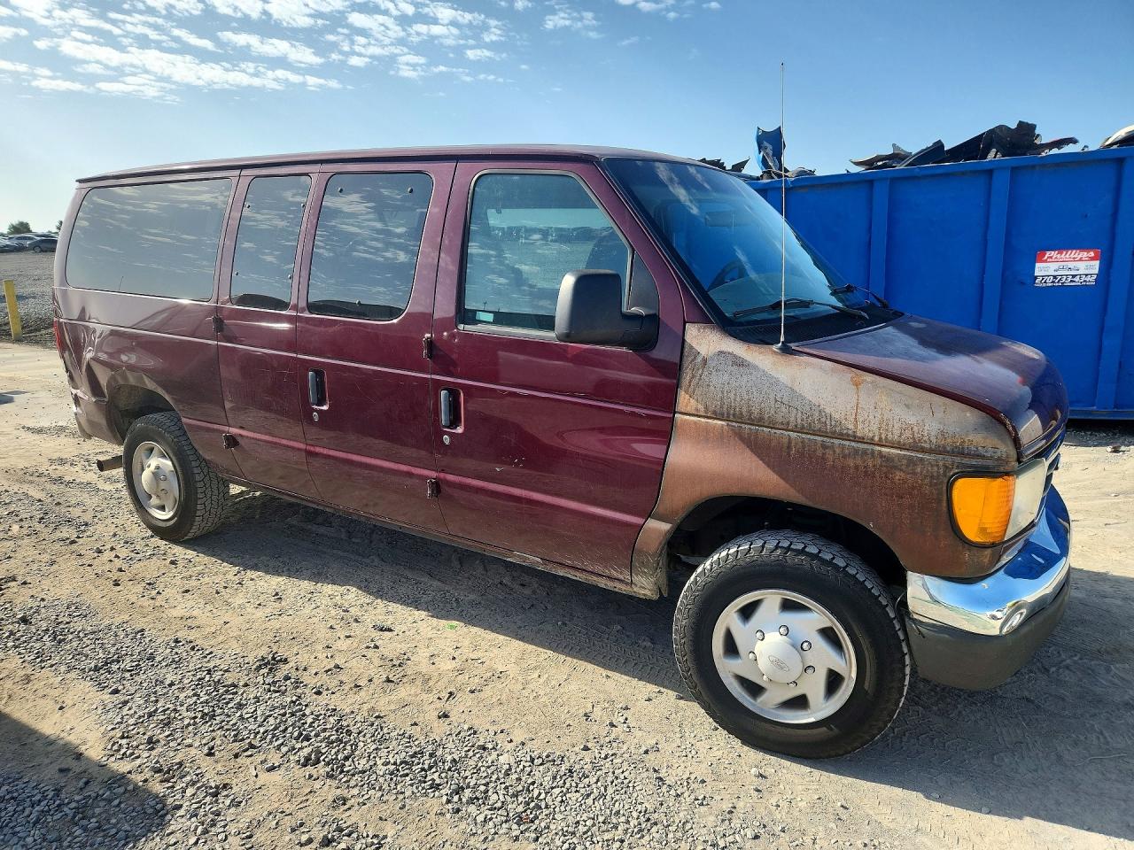 2005 Ford Econoline E350 Super Duty Wagon Burgundy vin: 1FBNE31LX5HB12979