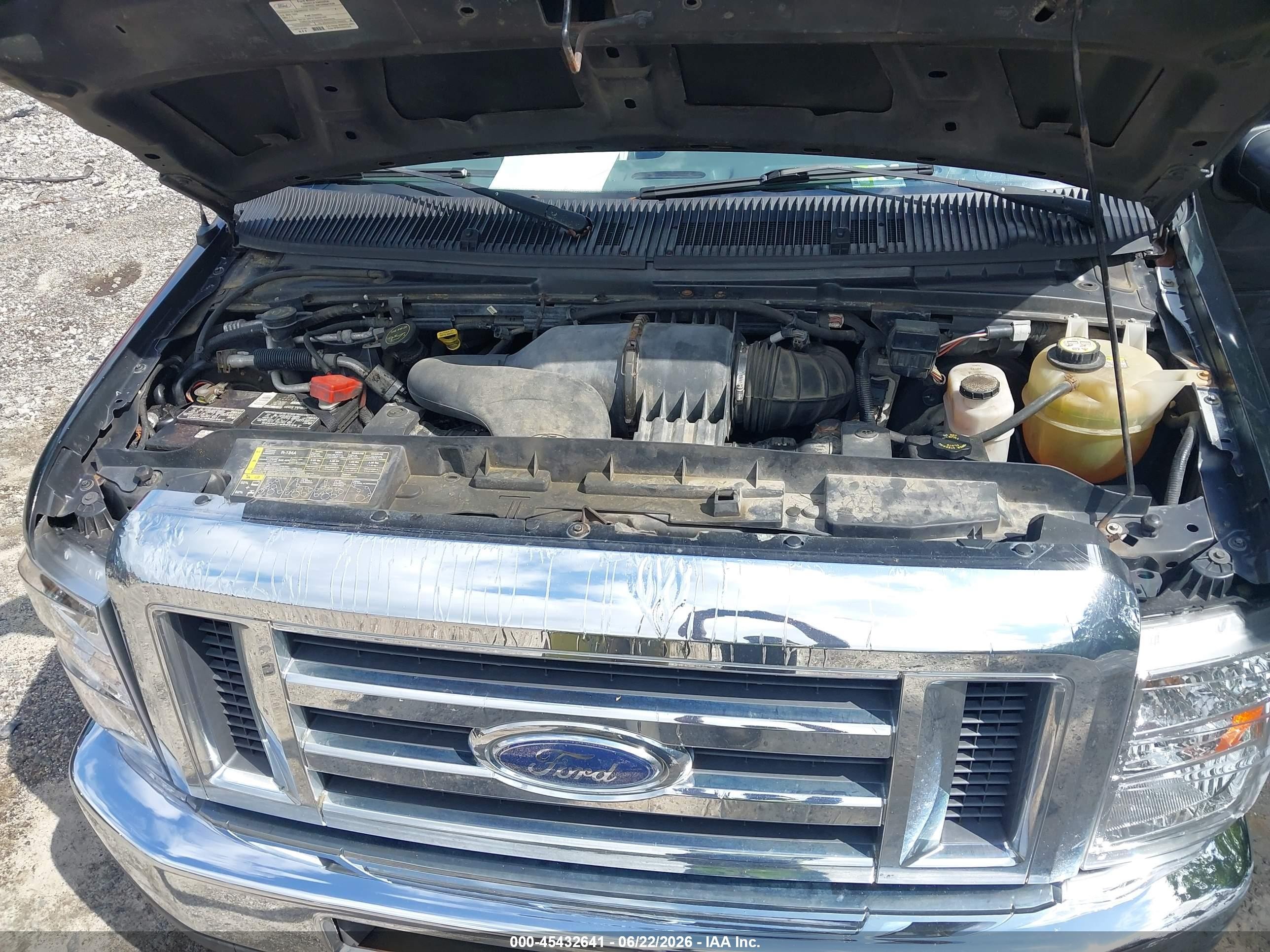 2008 Ford E-350 Super Duty Xl/xlt Black vin: 1FBNE31LX8DA58465