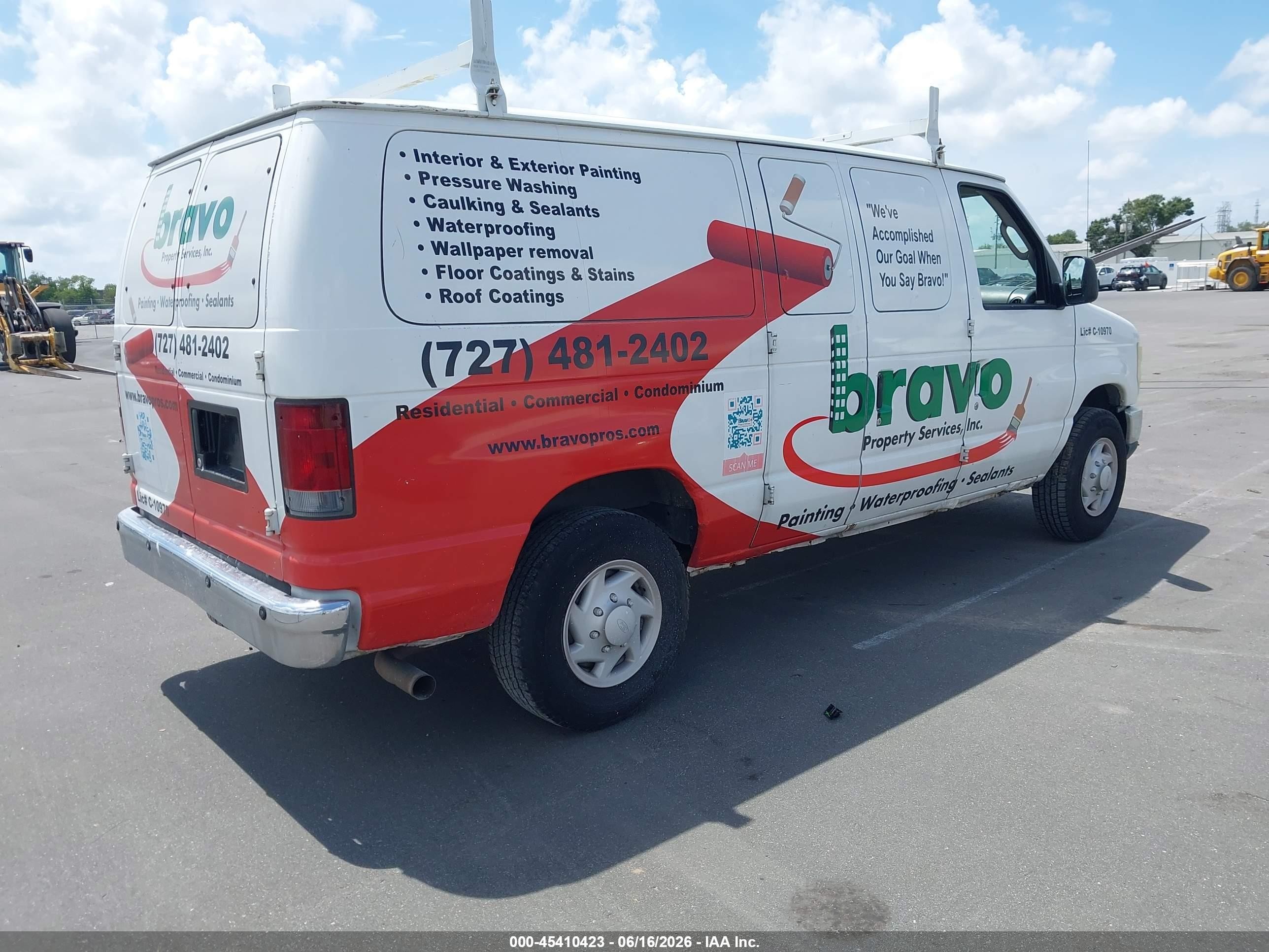 2008 Ford E-350 Super Duty Xl/xlt Белый vin: 1FBNE31LX8DB42253