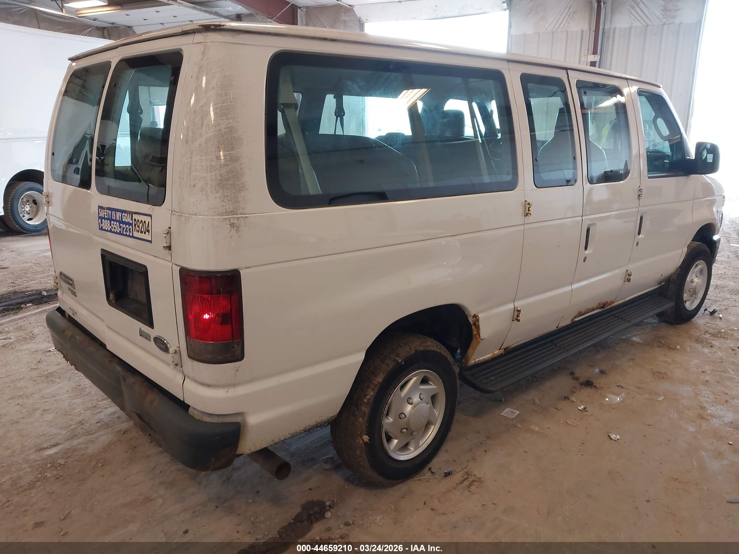 2012 Ford E-350 Super Duty Xl White vin: 1FBNE3BL0CDA59230