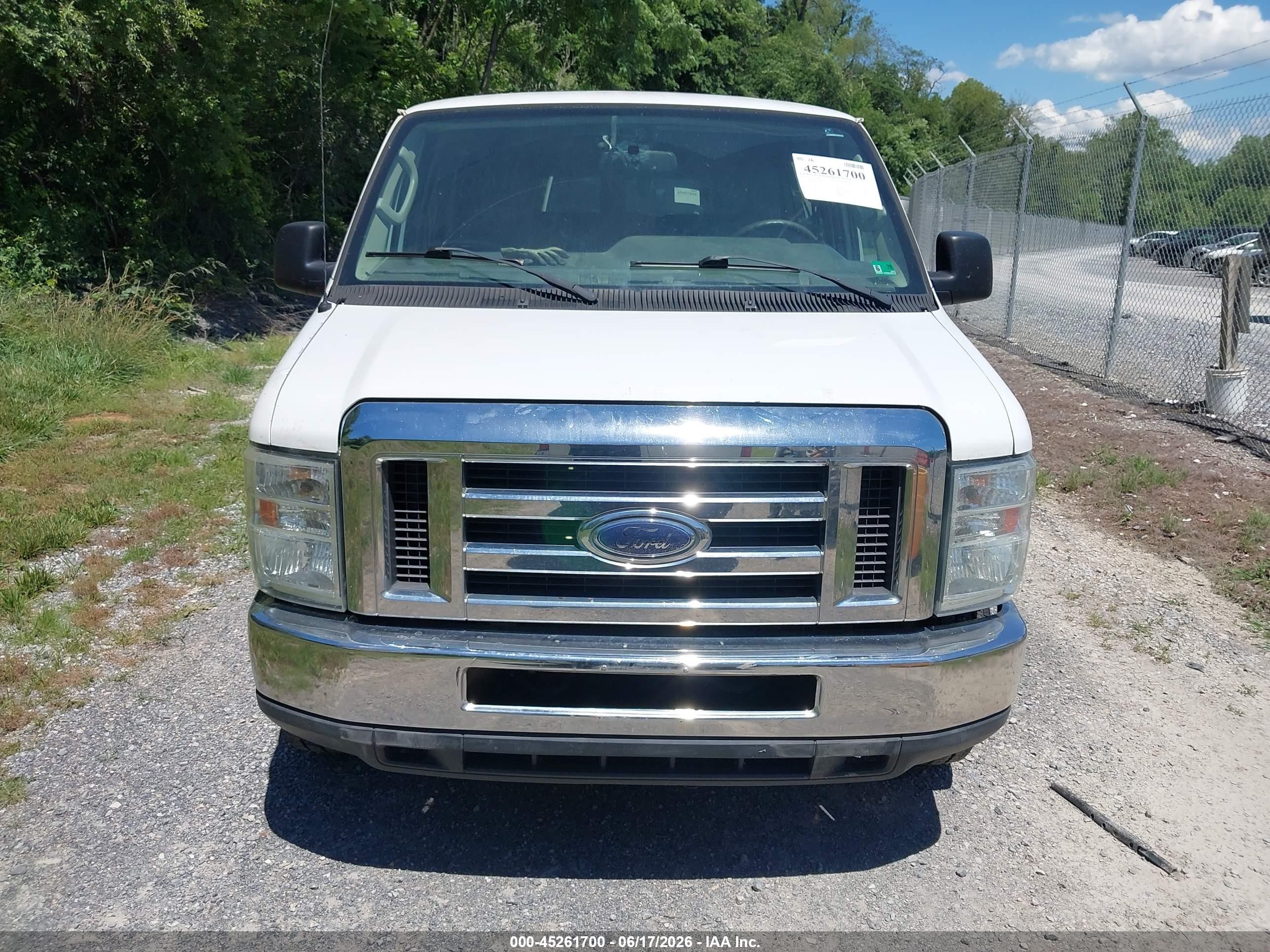 2014 Ford E-350 Super Duty Xlt White vin: 1FBNE3BL0EDA14839