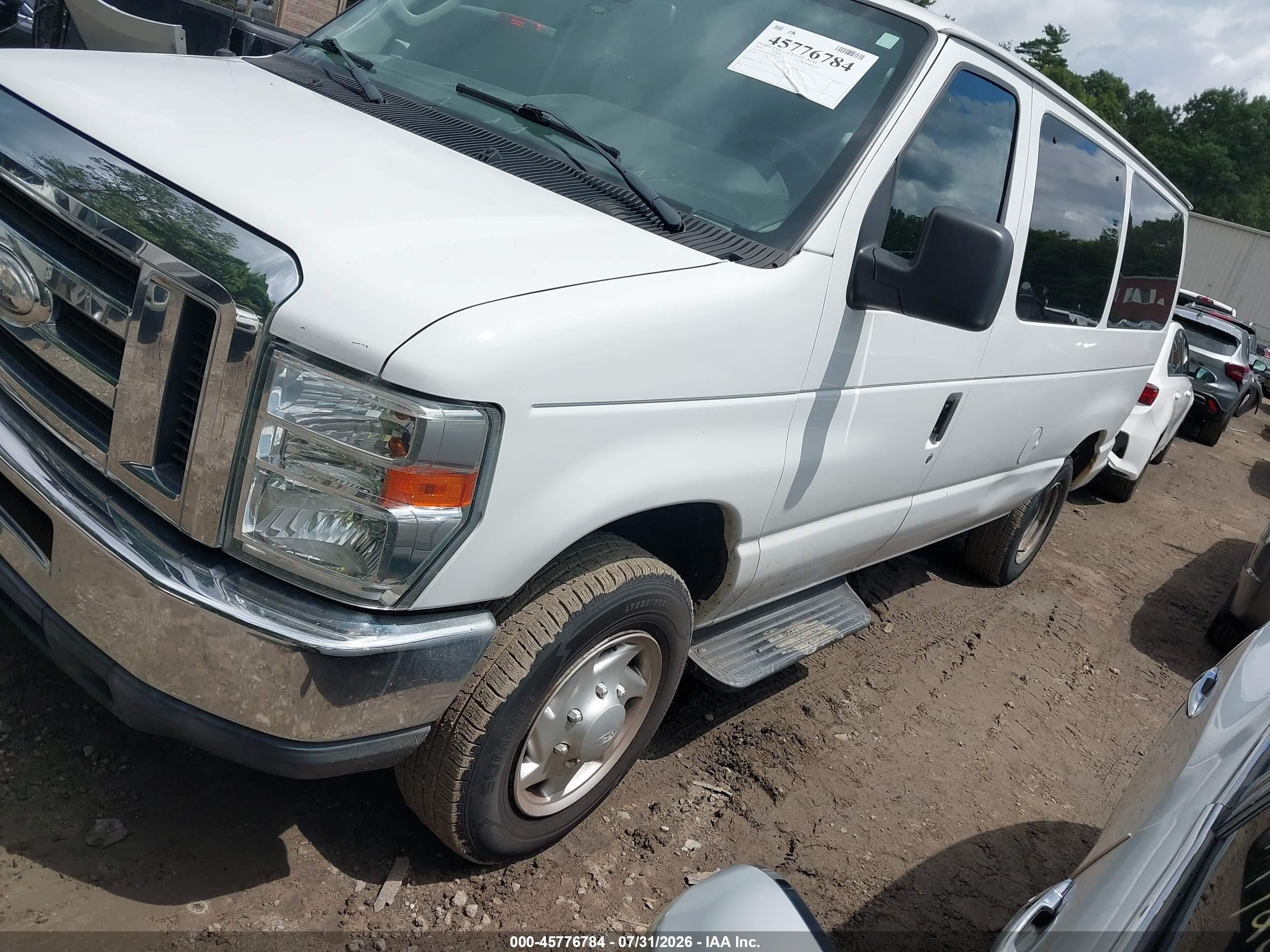2014 Ford E-350 Super Duty Xlt White vin: 1FBNE3BL1EDB01553