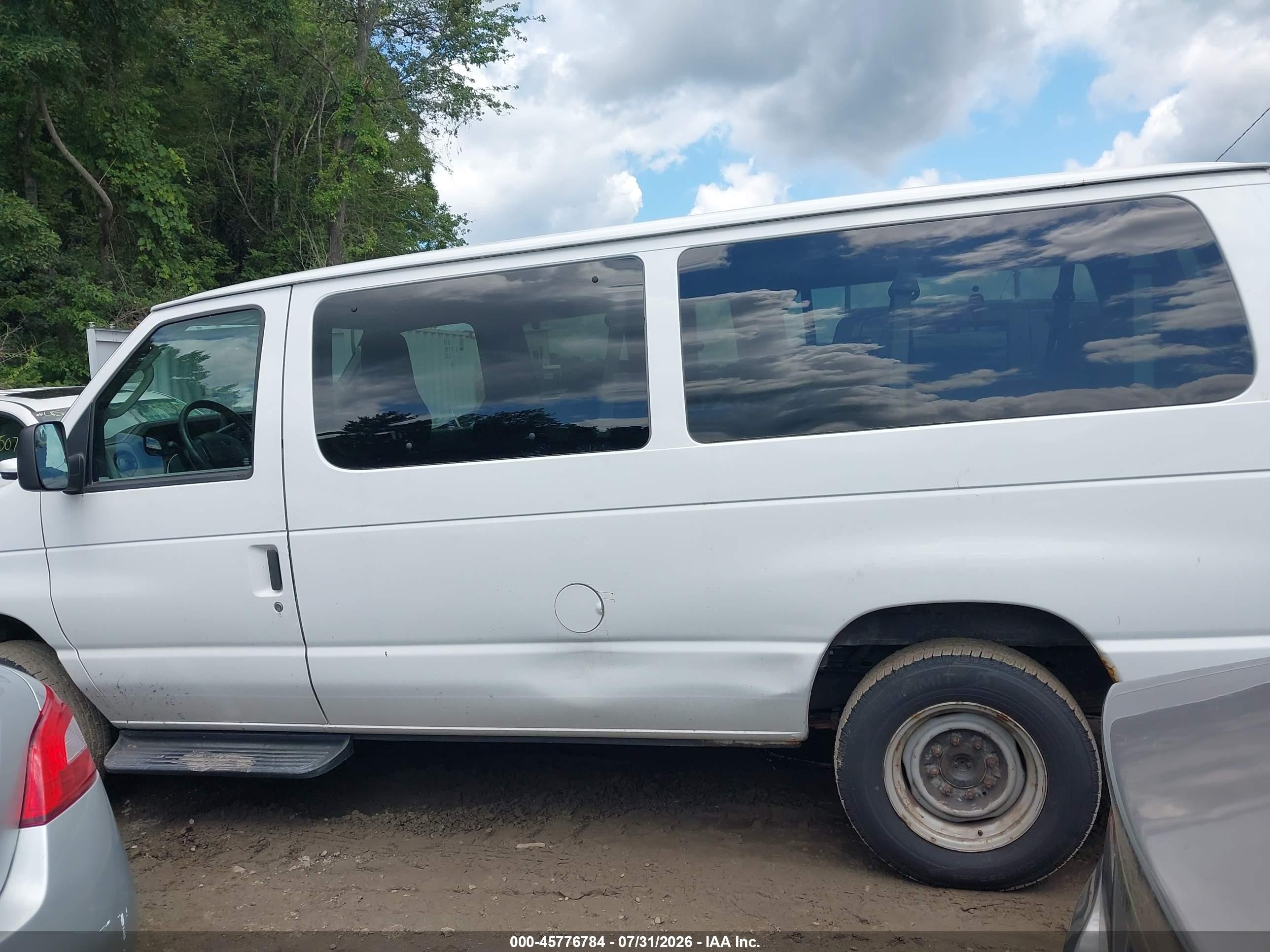 2014 Ford E-350 Super Duty Xlt White vin: 1FBNE3BL1EDB01553