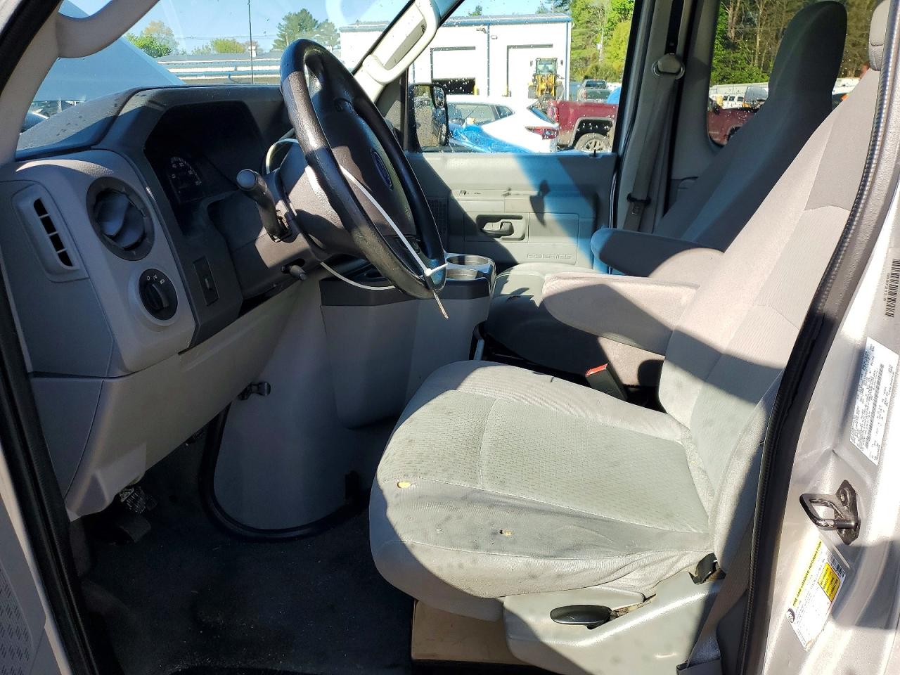 2010 Ford Econoline E350 Super Duty Wagon Серый vin: 1FBNE3BL2ADA77810