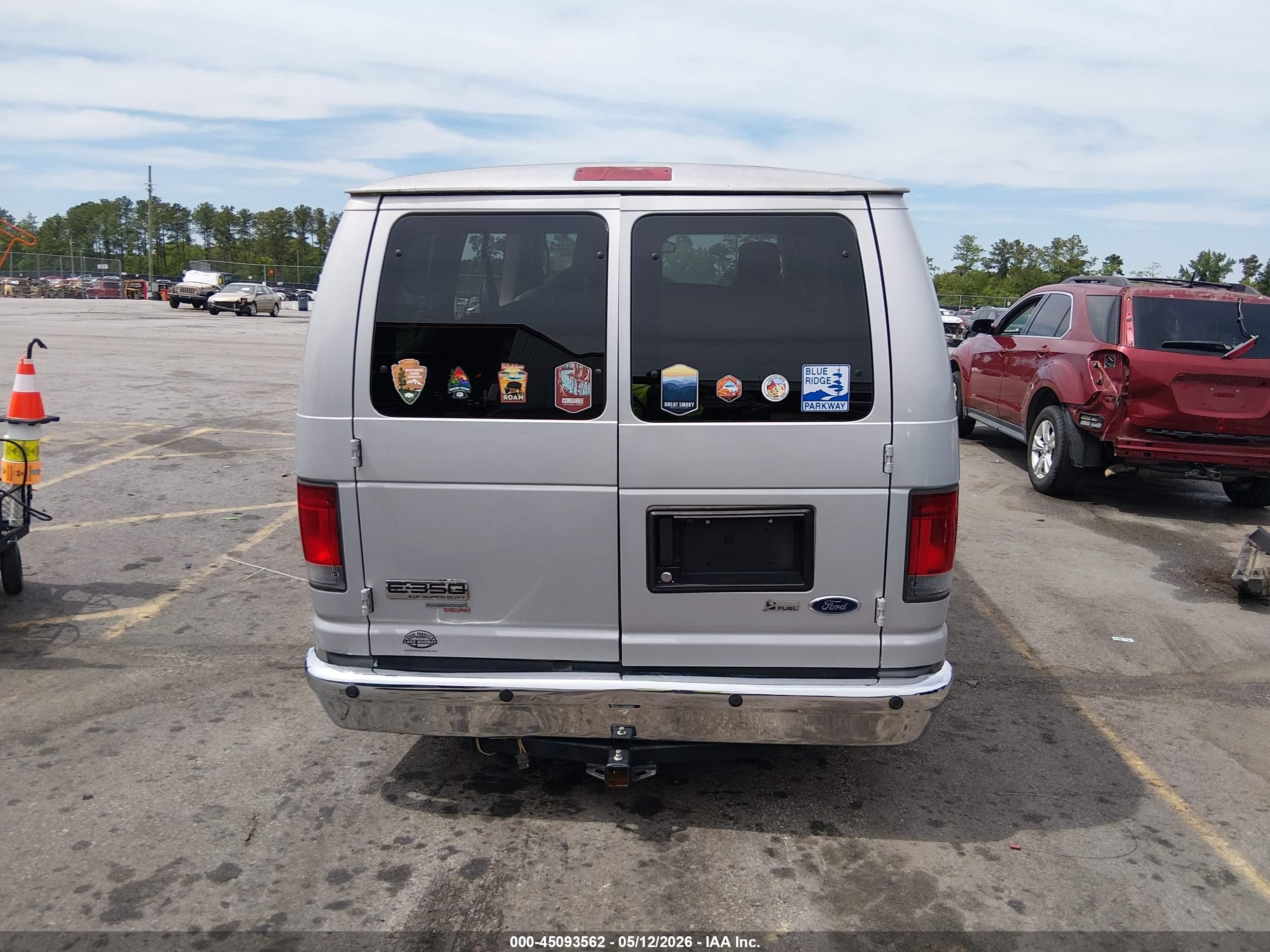 2013 Ford E-350 Super Duty Xlt Gray vin: 1FBNE3BL2DDA19734