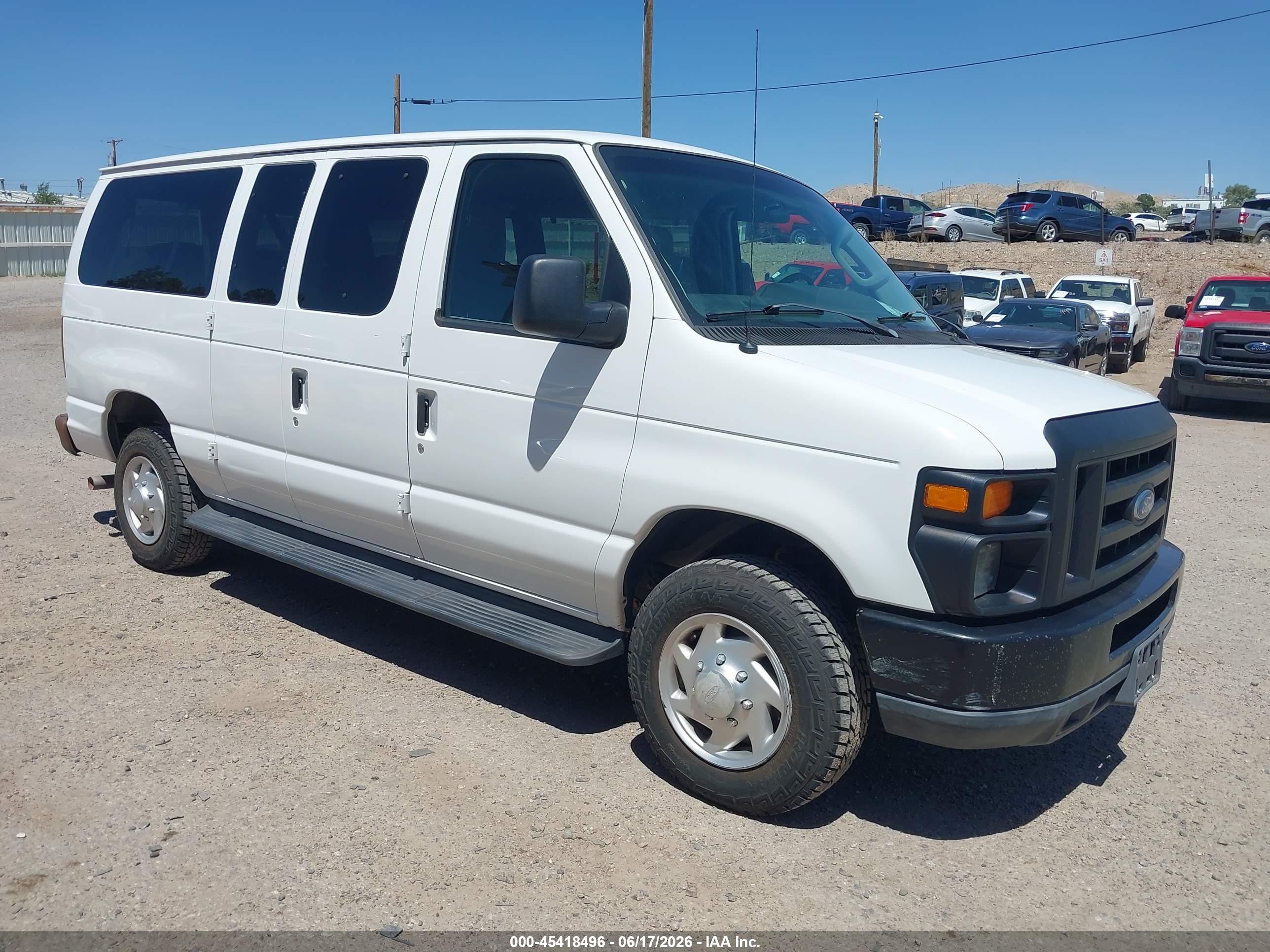 2011 Ford E-350 Super Duty Xl/xlt White vin: 1FBNE3BL3BDA36796