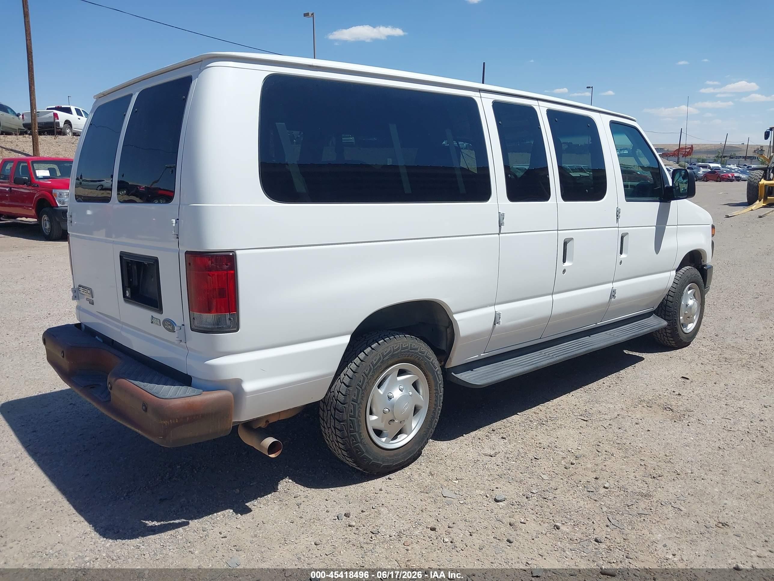 2011 Ford E-350 Super Duty Xl/xlt White vin: 1FBNE3BL3BDA36796
