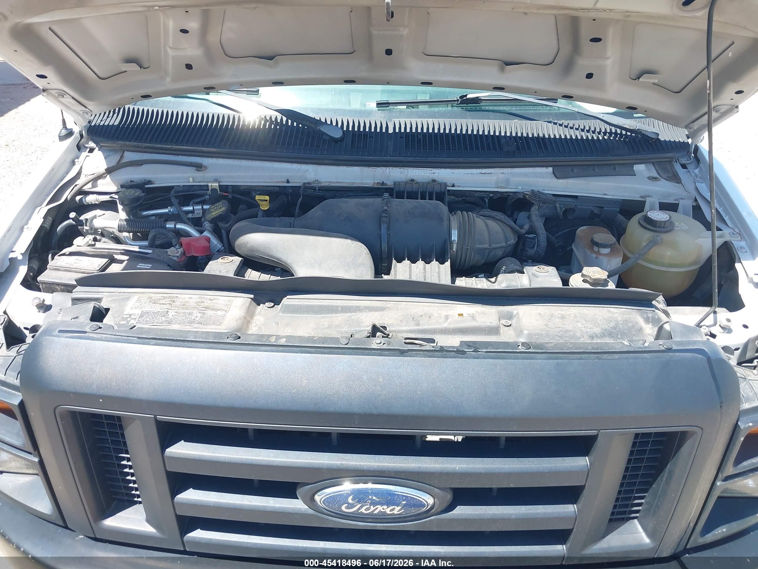 2011 Ford E-350 Super Duty Xl/xlt White vin: 1FBNE3BL3BDA36796