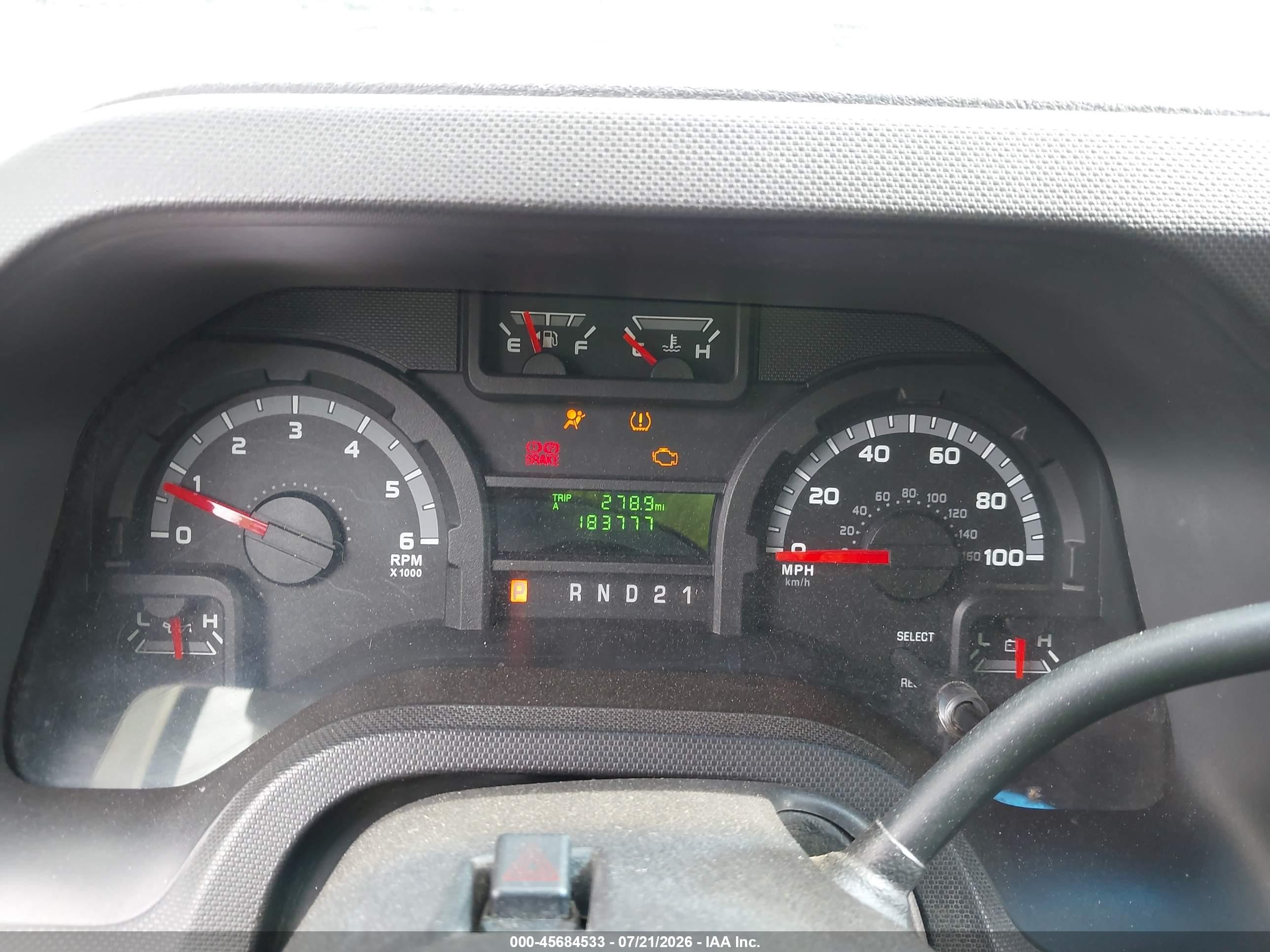 2011 Ford E-350 Super Duty Xl White vin: 1FBNE3BL3BDB07494