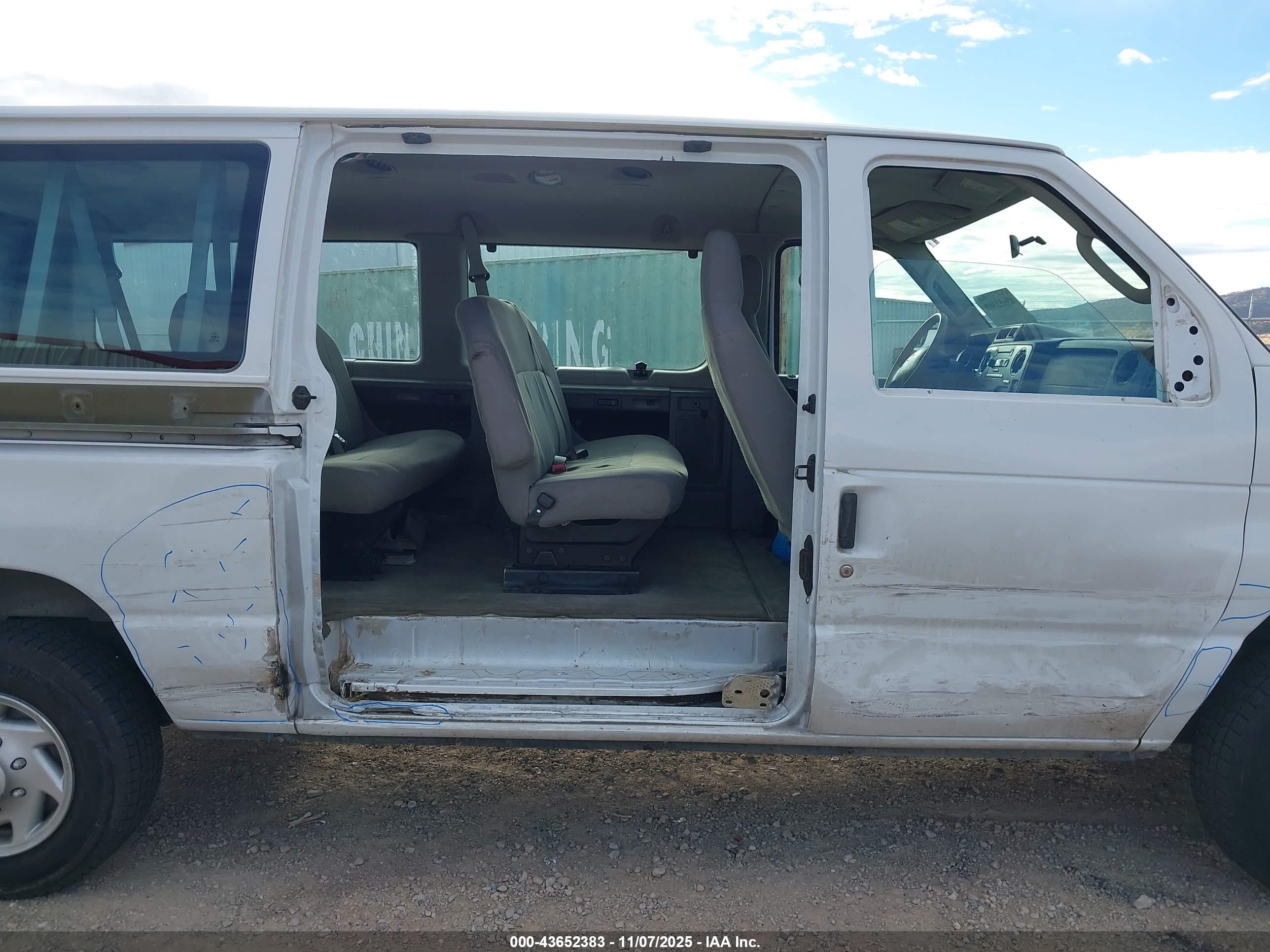 2014 Ford E-350 Super Duty Xlt White vin: 1FBNE3BL5EDA15453