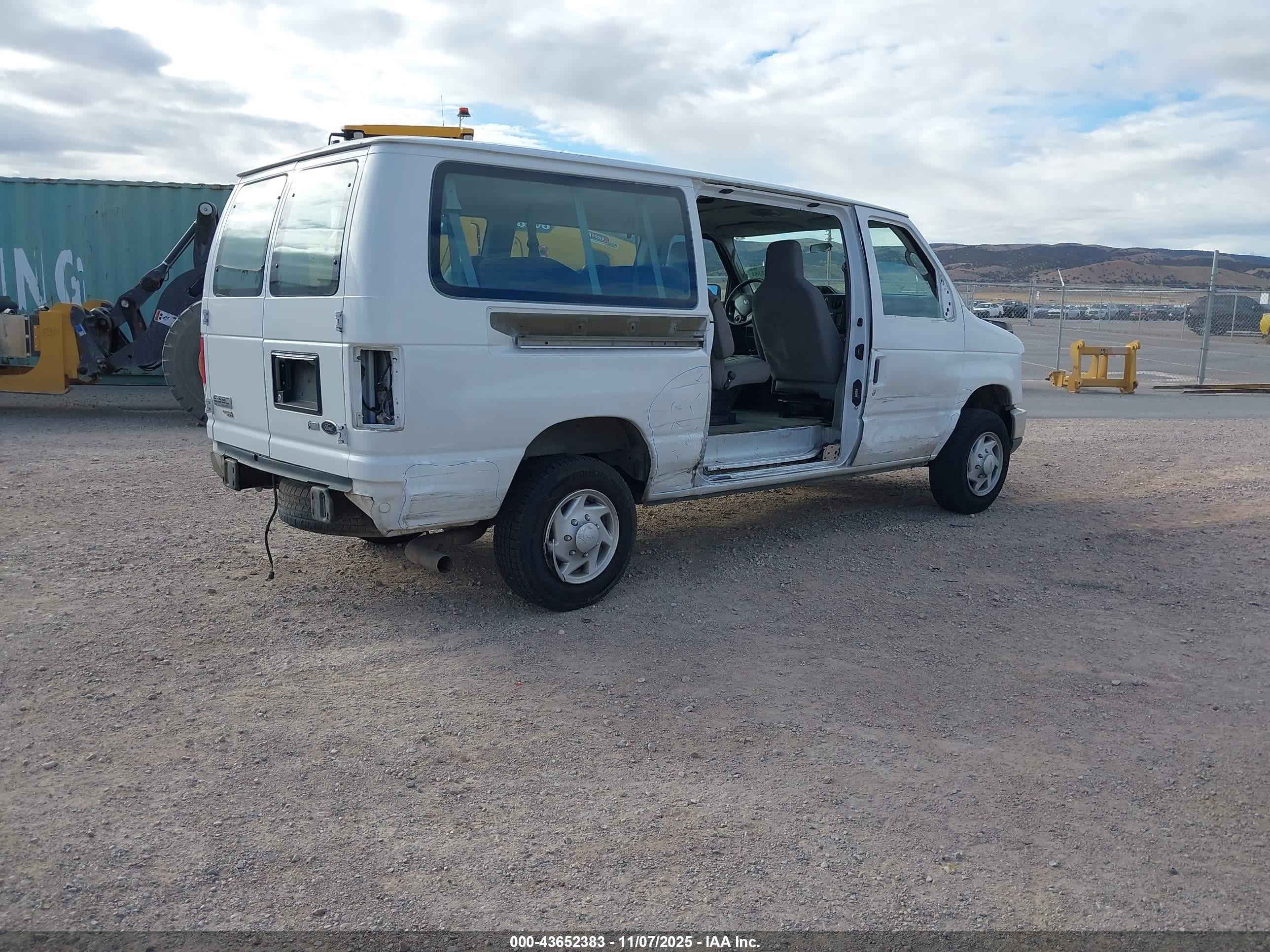 2014 Ford E-350 Super Duty Xlt White vin: 1FBNE3BL5EDA15453