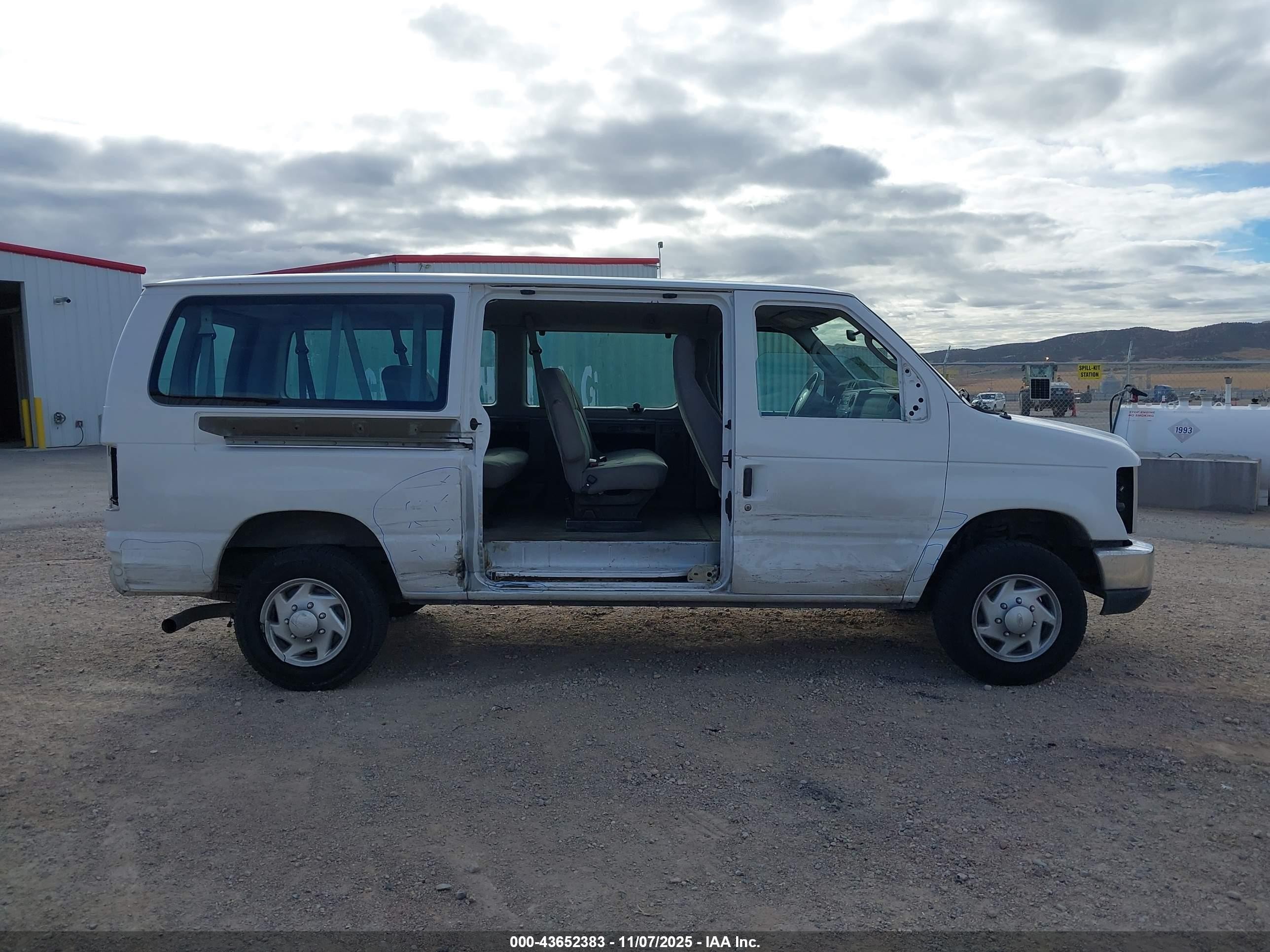 2014 Ford E-350 Super Duty Xlt White vin: 1FBNE3BL5EDA15453