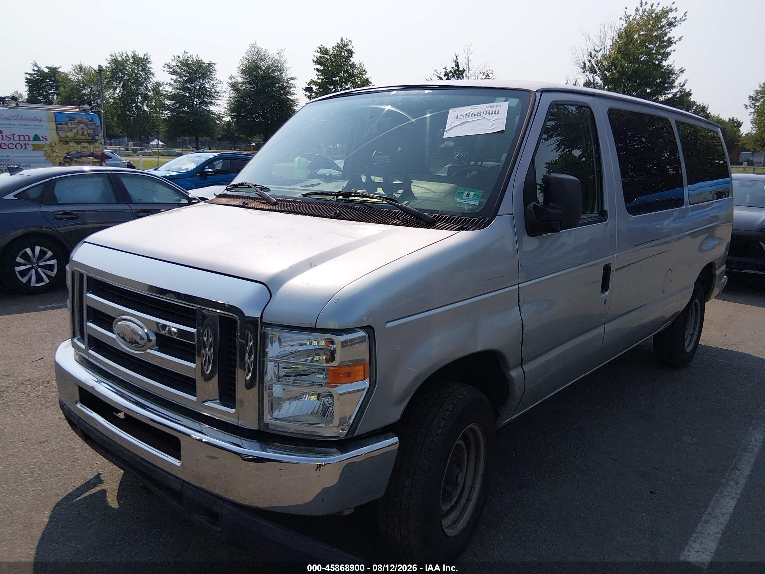 2014 Ford E-350 Super Duty Xlt Silver vin: 1FBNE3BL5EDA67648