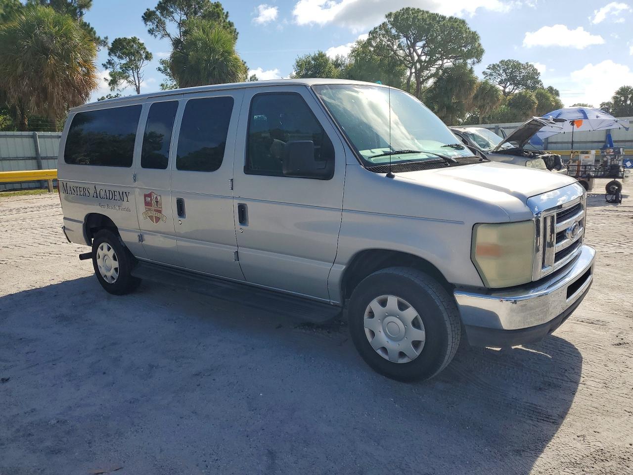 2010 Ford Econoline E350 Super Duty Wagon Silver vin: 1FBNE3BL6ADA45667