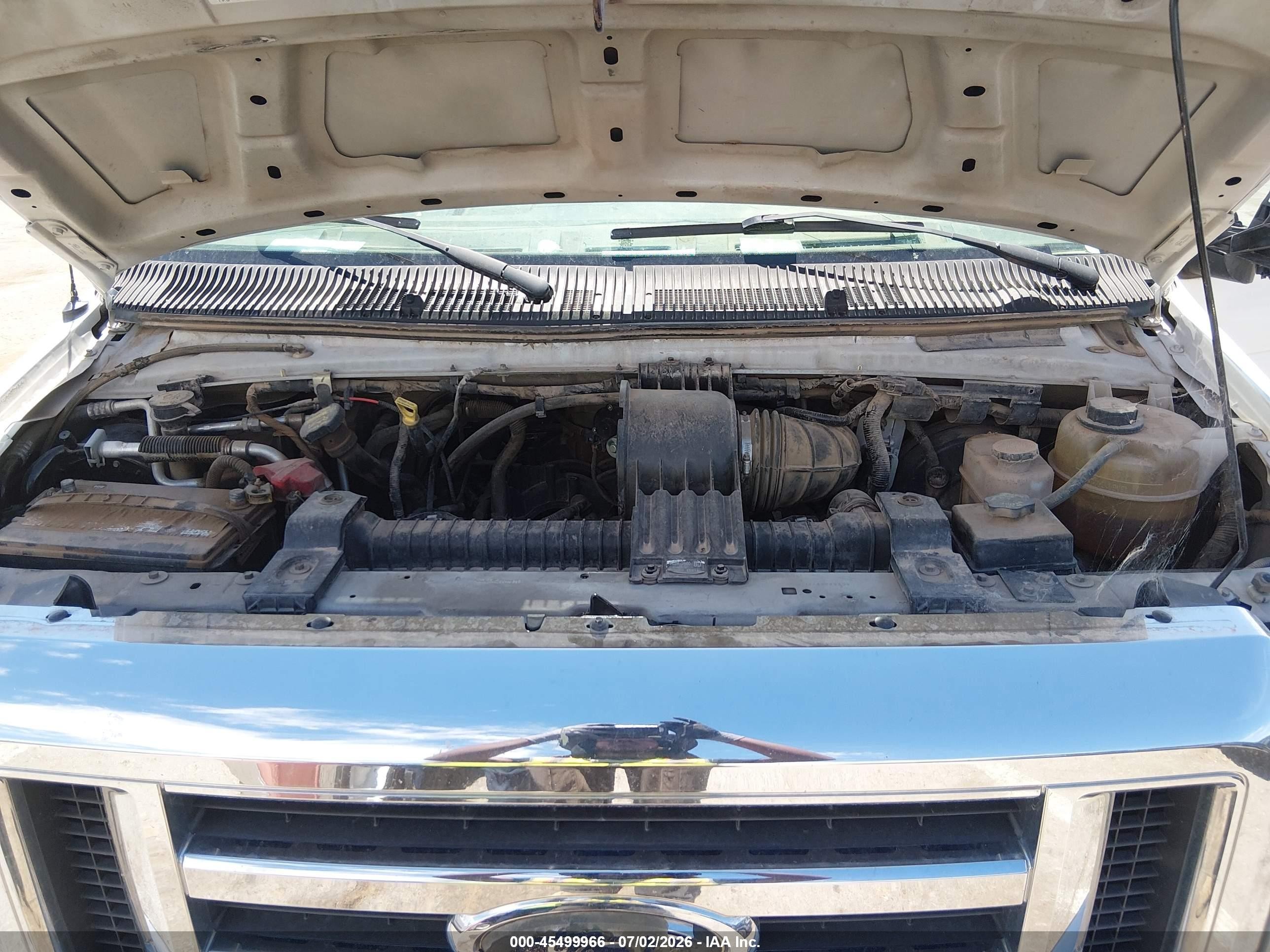 2010 Ford E-350 Super Duty Xl/xlt White vin: 1FBNE3BL6ADA50013