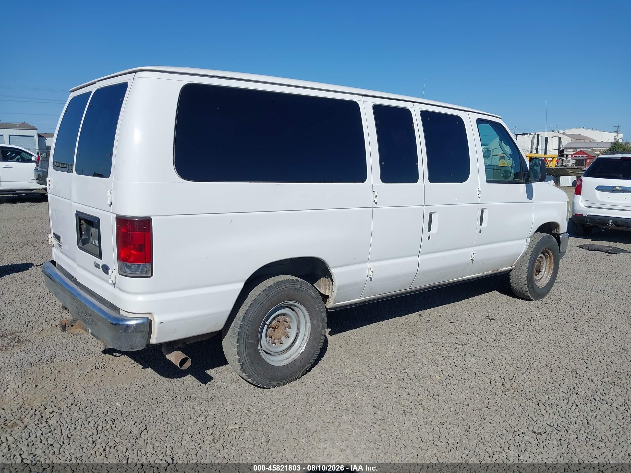 2010 Ford E-350 Super Duty Xlt White vin: 1FBNE3BL6ADA65420
