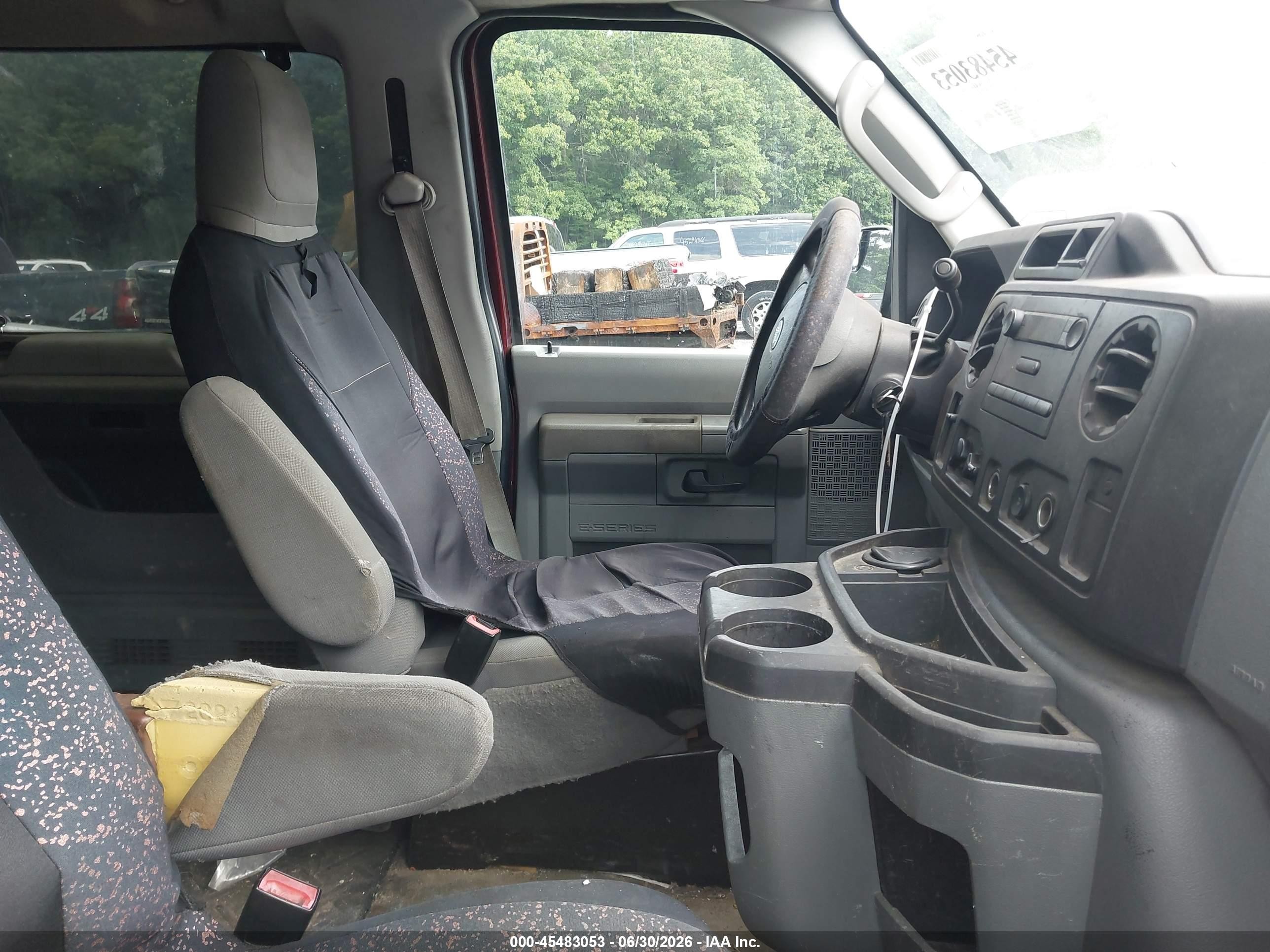 2011 Ford E-350 Super Duty Xl Burgundy vin: 1FBNE3BL7BDA34887