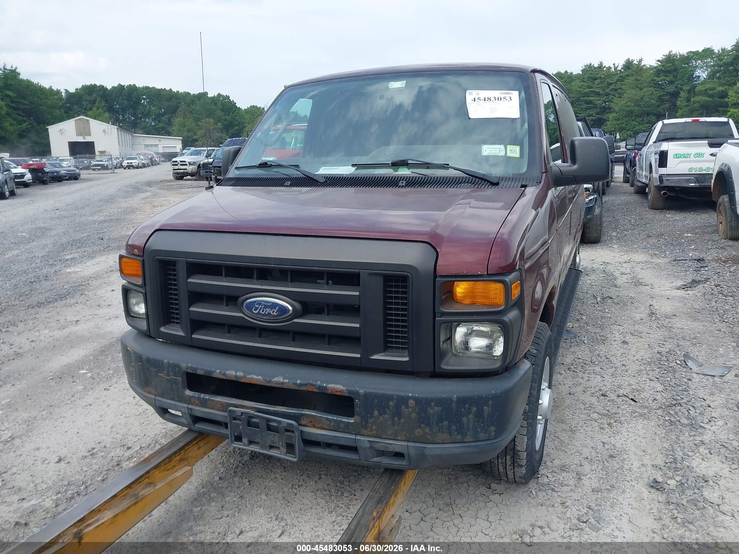2011 Ford E-350 Super Duty Xl Burgundy vin: 1FBNE3BL7BDA34887
