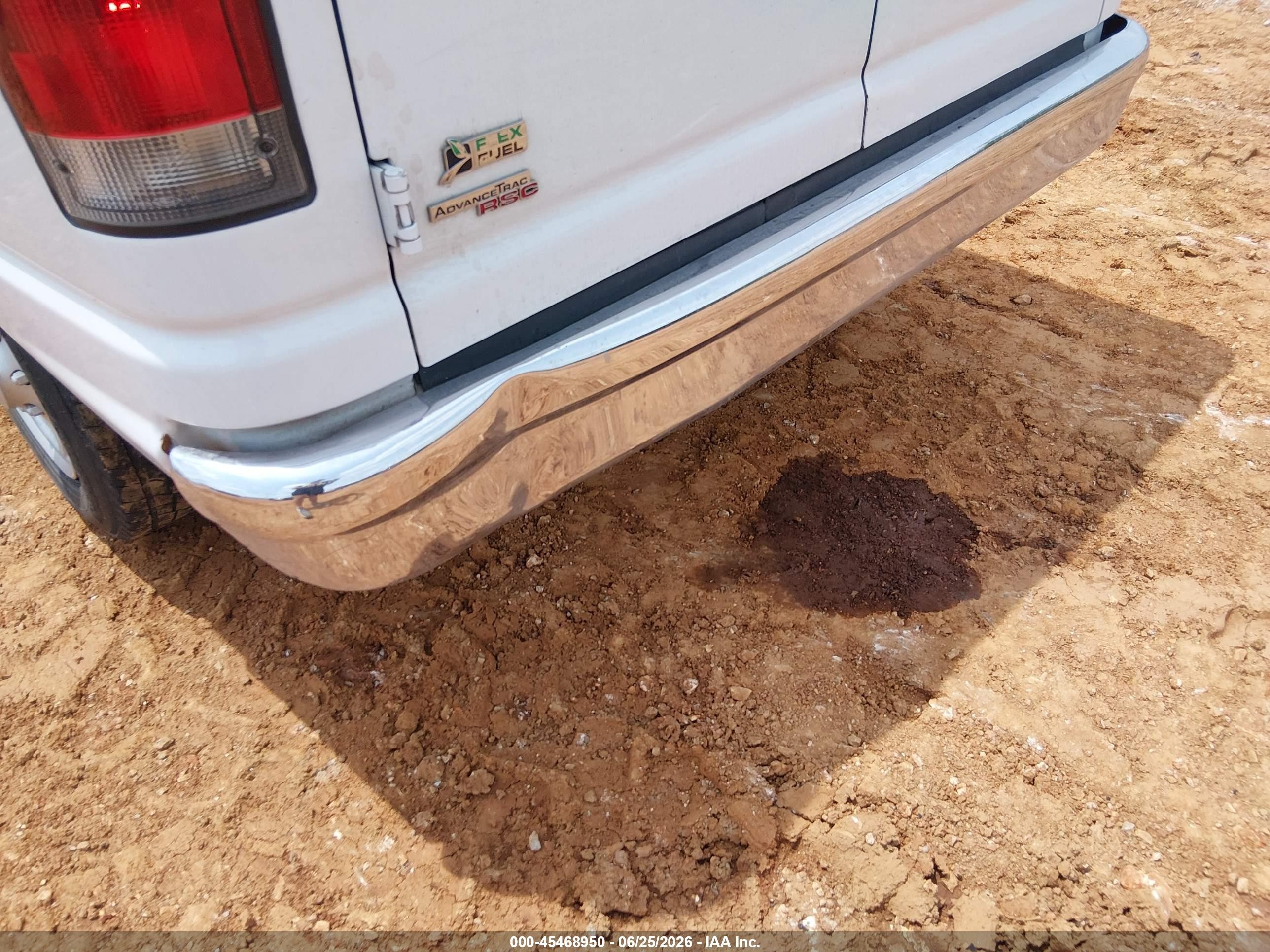 2014 Ford E-350 Super Duty Xlt Белый vin: 1FBNE3BL7EDB04019