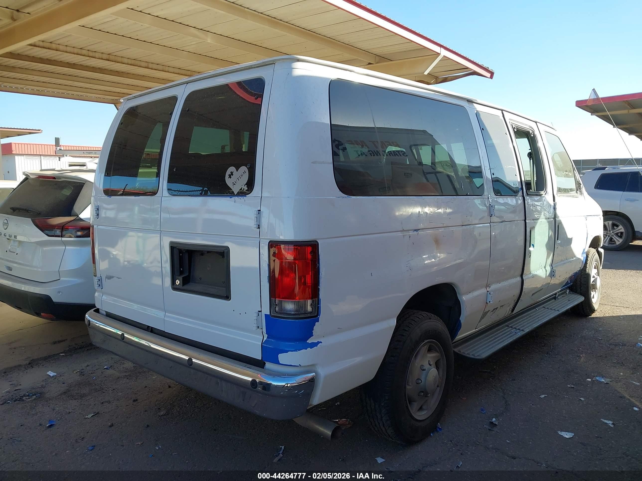 2014 Ford E-350 Super Duty Xlt White vin: 1FBNE3BL8EDA51377