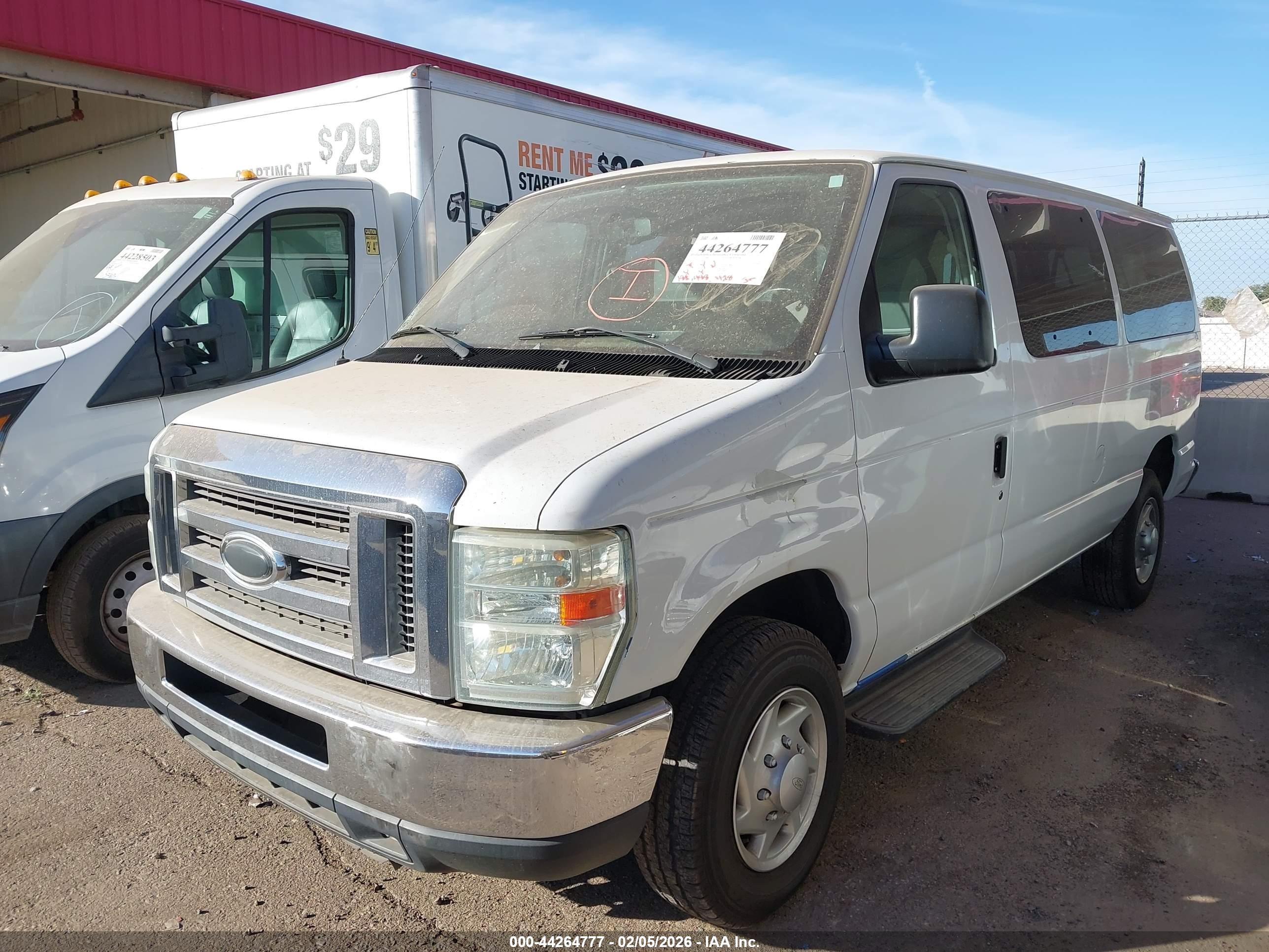 2014 Ford E-350 Super Duty Xlt White vin: 1FBNE3BL8EDA51377
