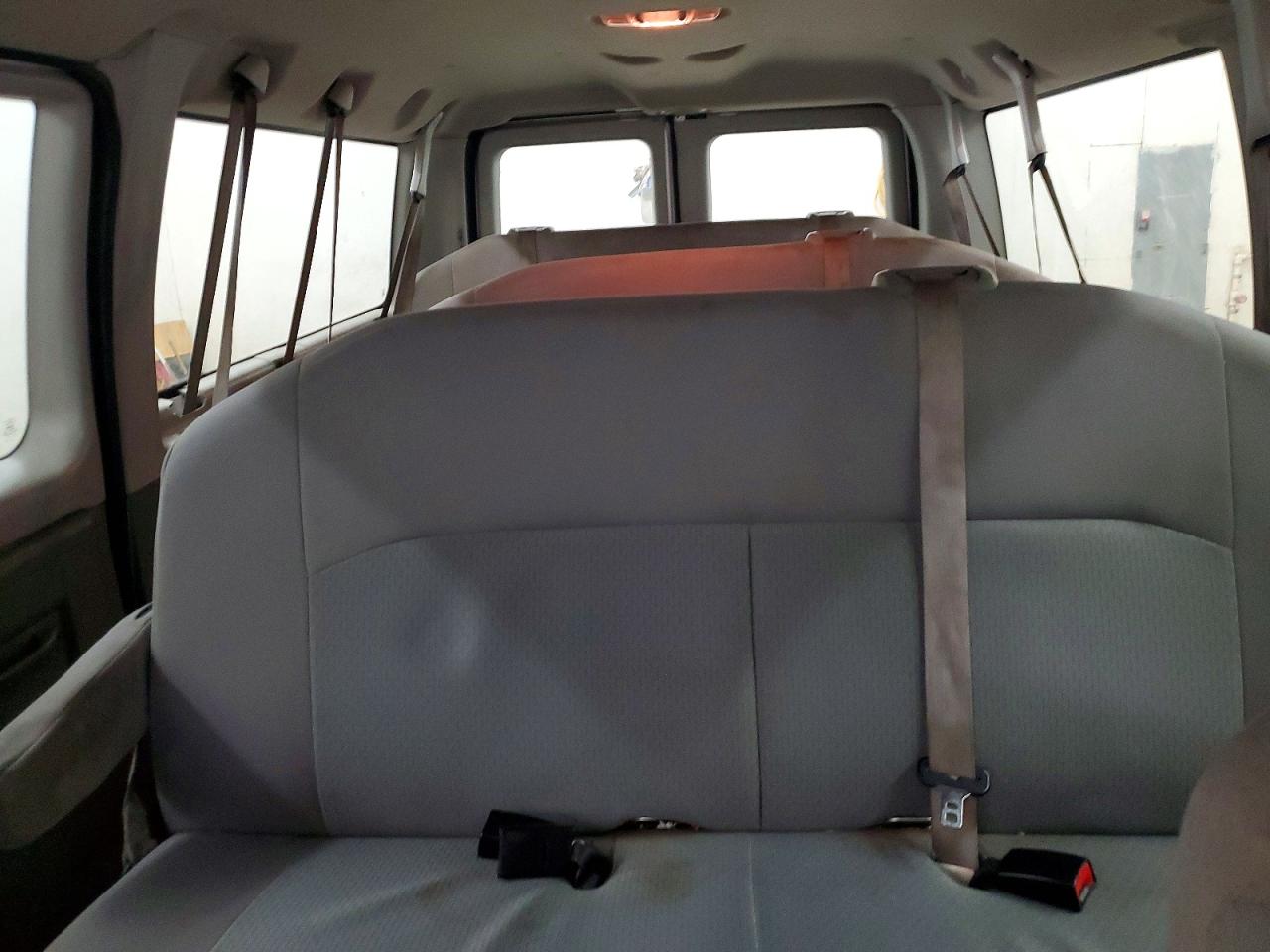 2014 Ford Econoline E350 Super Duty Wagon White vin: 1FBNE3BL9EDA15536