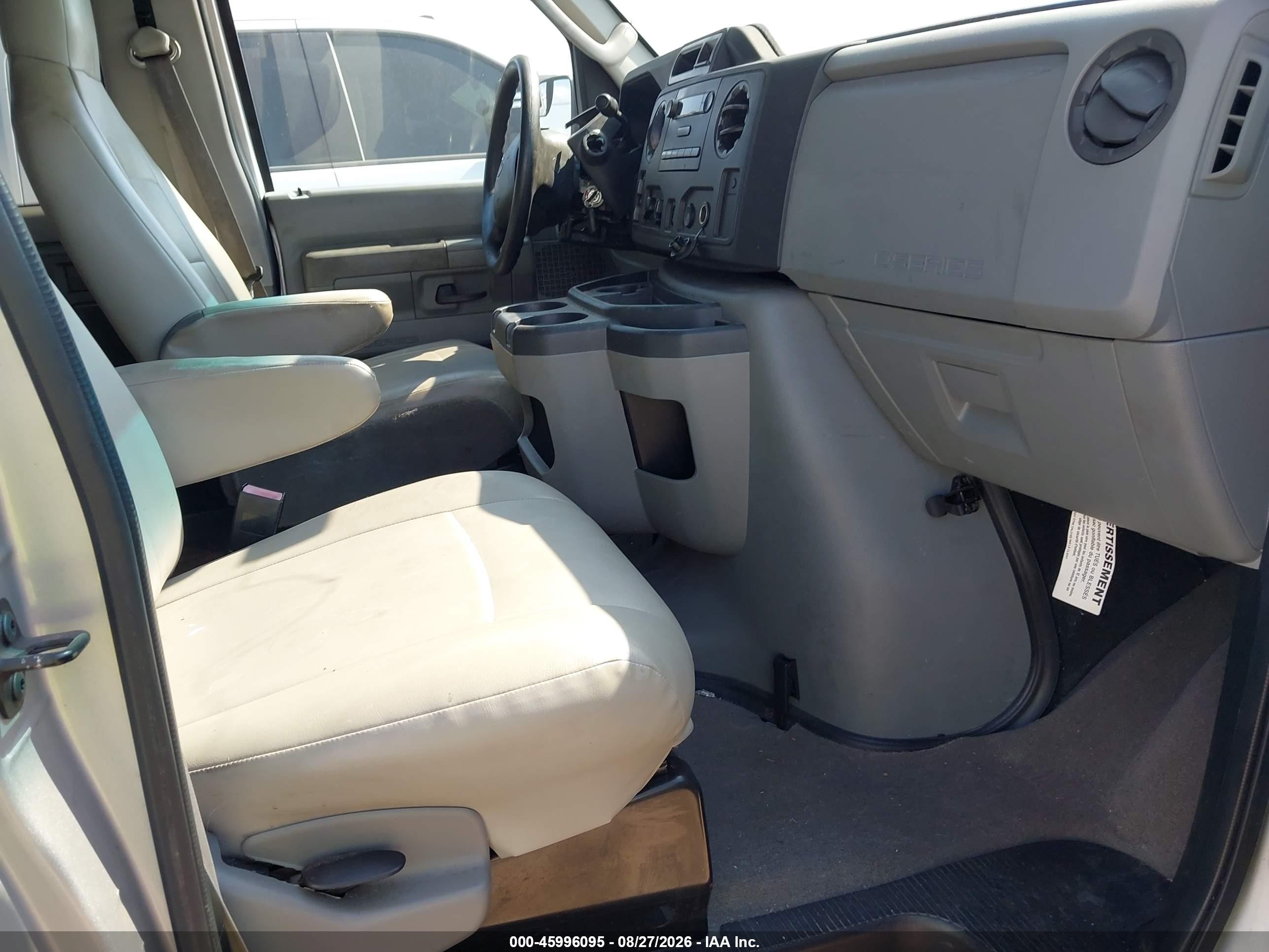 2011 Ford E-350 Super Duty Xl Gray vin: 1FBNE3BLXBDA38657