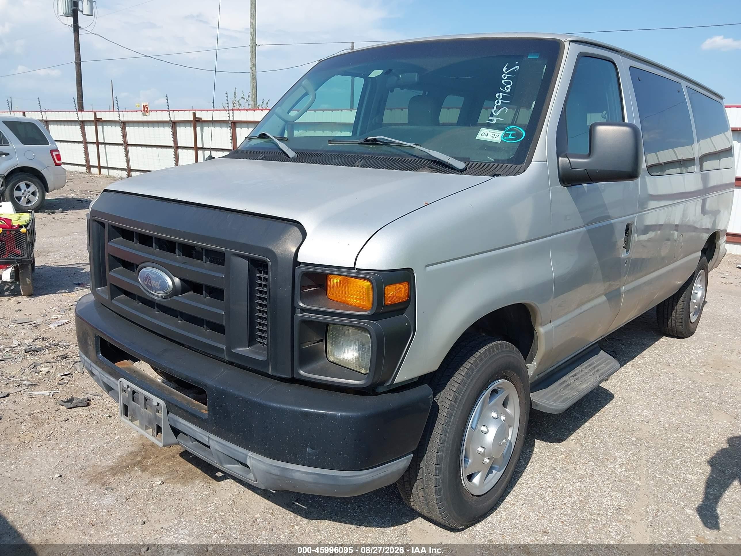 2011 Ford E-350 Super Duty Xl Gray vin: 1FBNE3BLXBDA38657