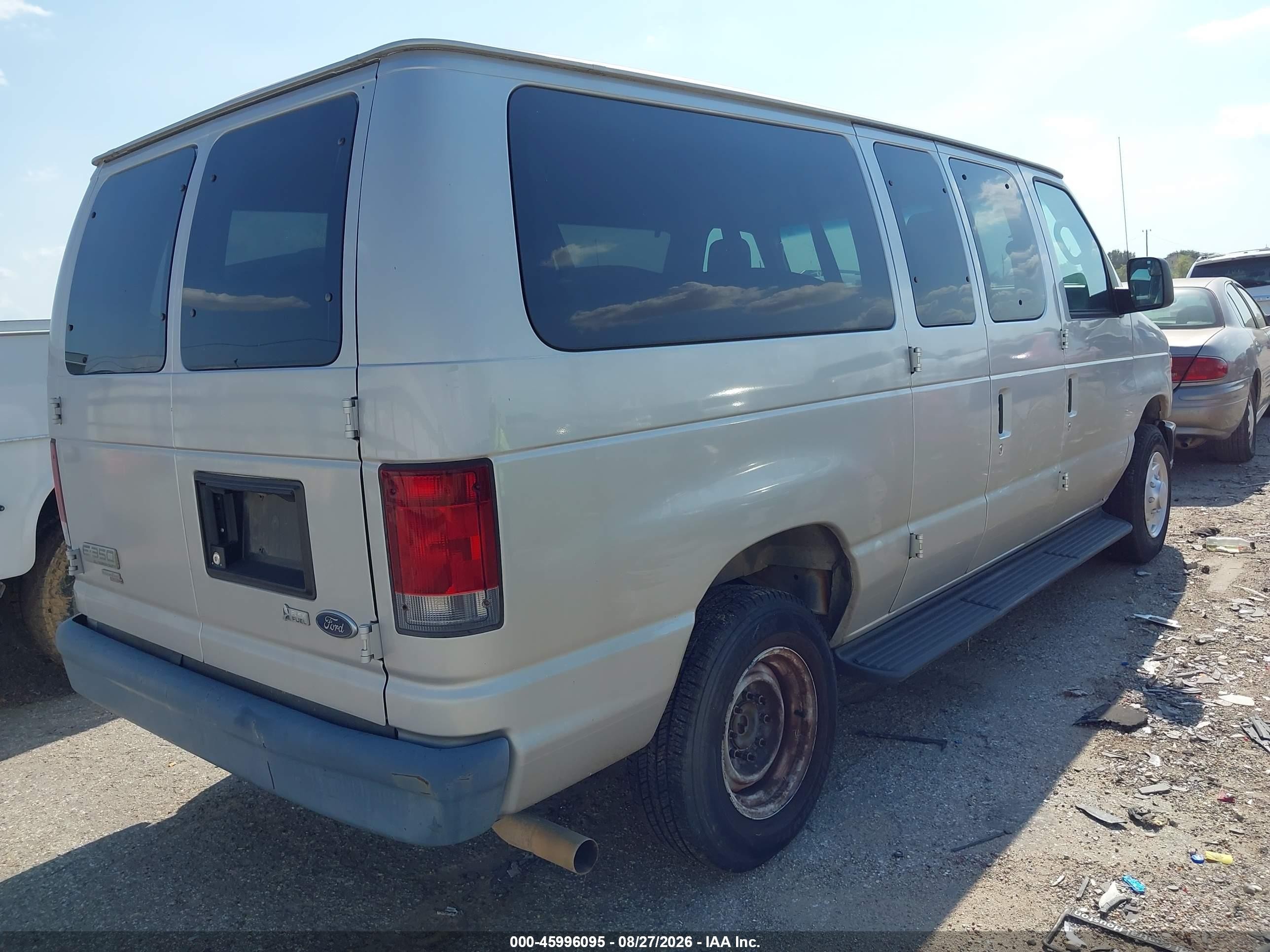 2011 Ford E-350 Super Duty Xl Gray vin: 1FBNE3BLXBDA38657