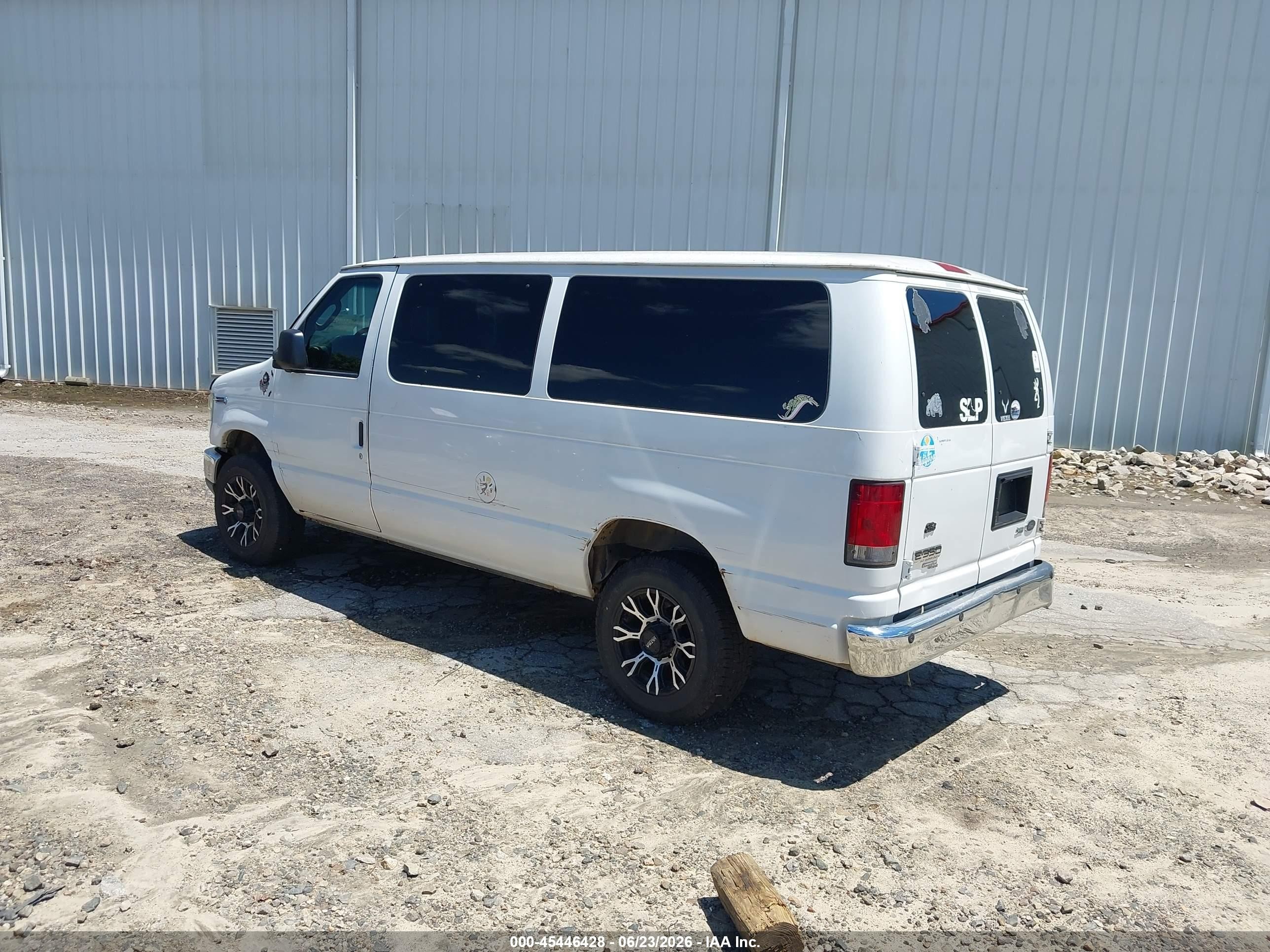 2011 Ford E-350 Super Duty Xl/xlt White vin: 1FBNE3BLXBDA64594