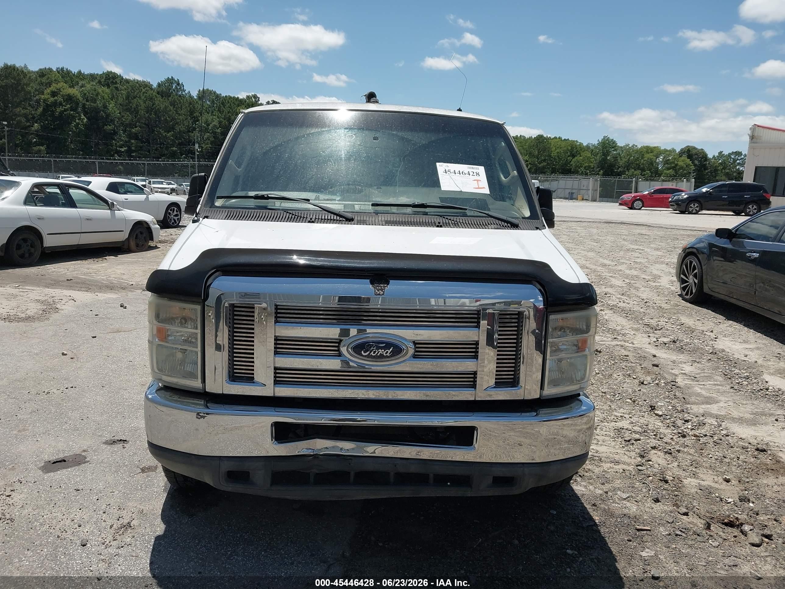 2011 Ford E-350 Super Duty Xl/xlt White vin: 1FBNE3BLXBDA64594
