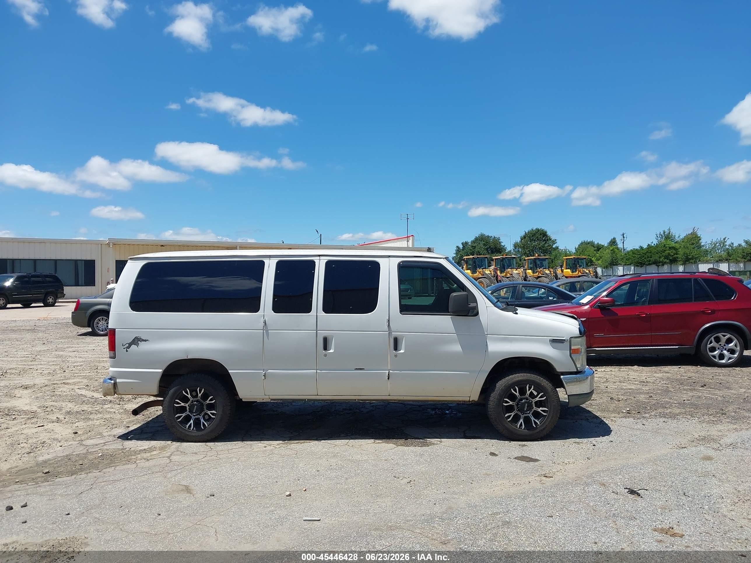 2011 Ford E-350 Super Duty Xl/xlt White vin: 1FBNE3BLXBDA64594