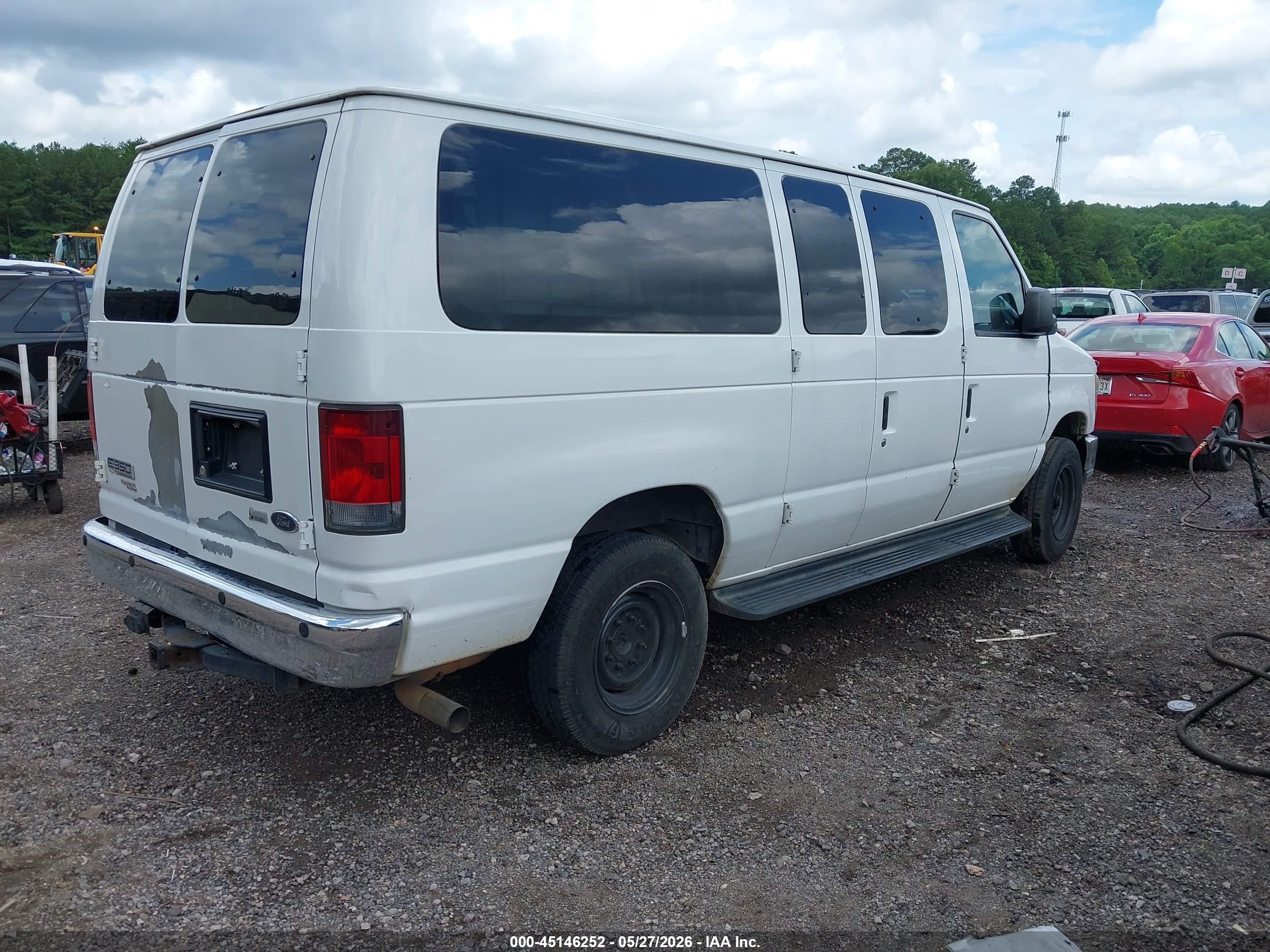 2011 Ford E-350 Super Duty Xlt White vin: 1FBNE3BLXBDA78446