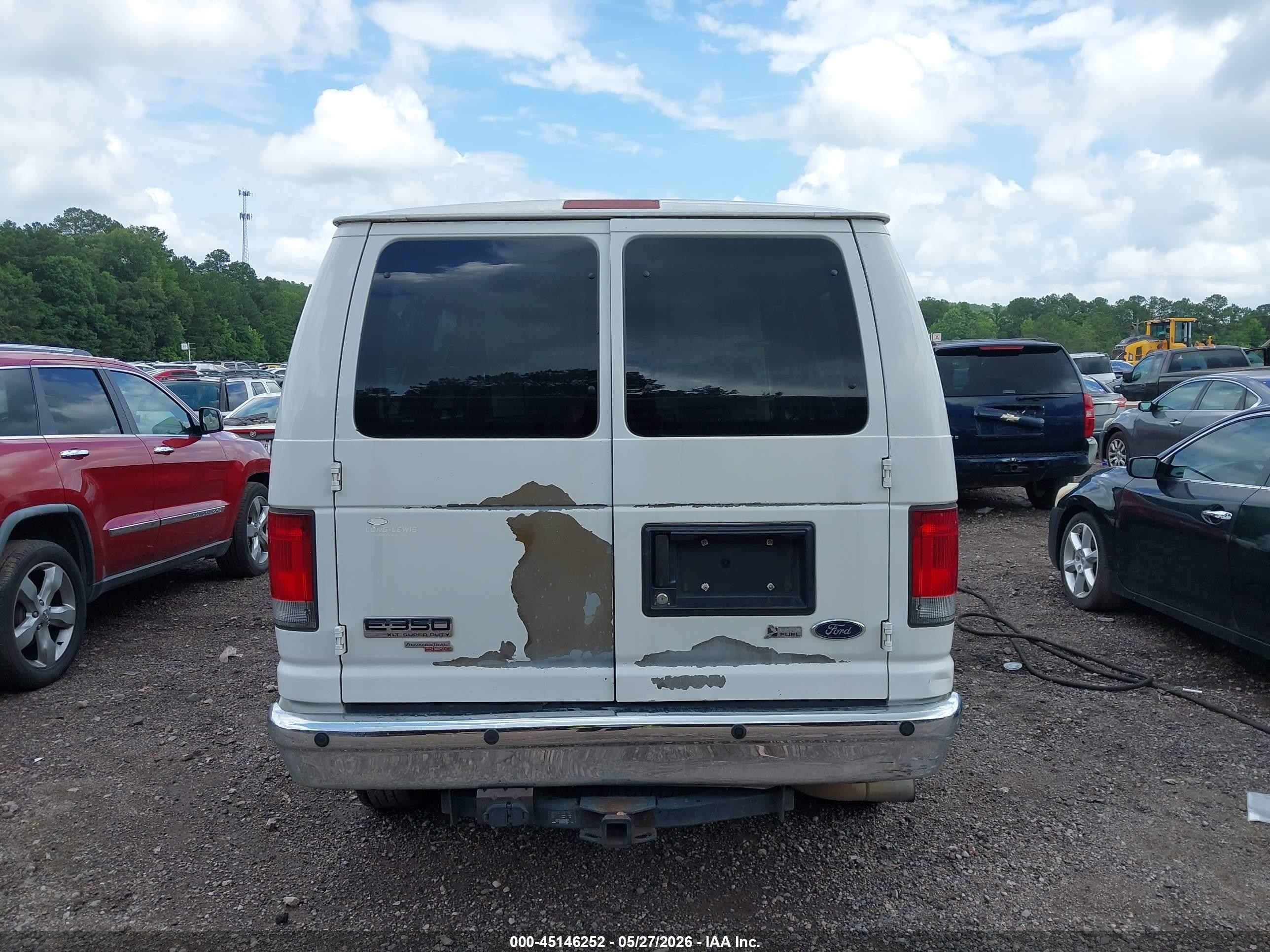 2011 Ford E-350 Super Duty Xlt White vin: 1FBNE3BLXBDA78446