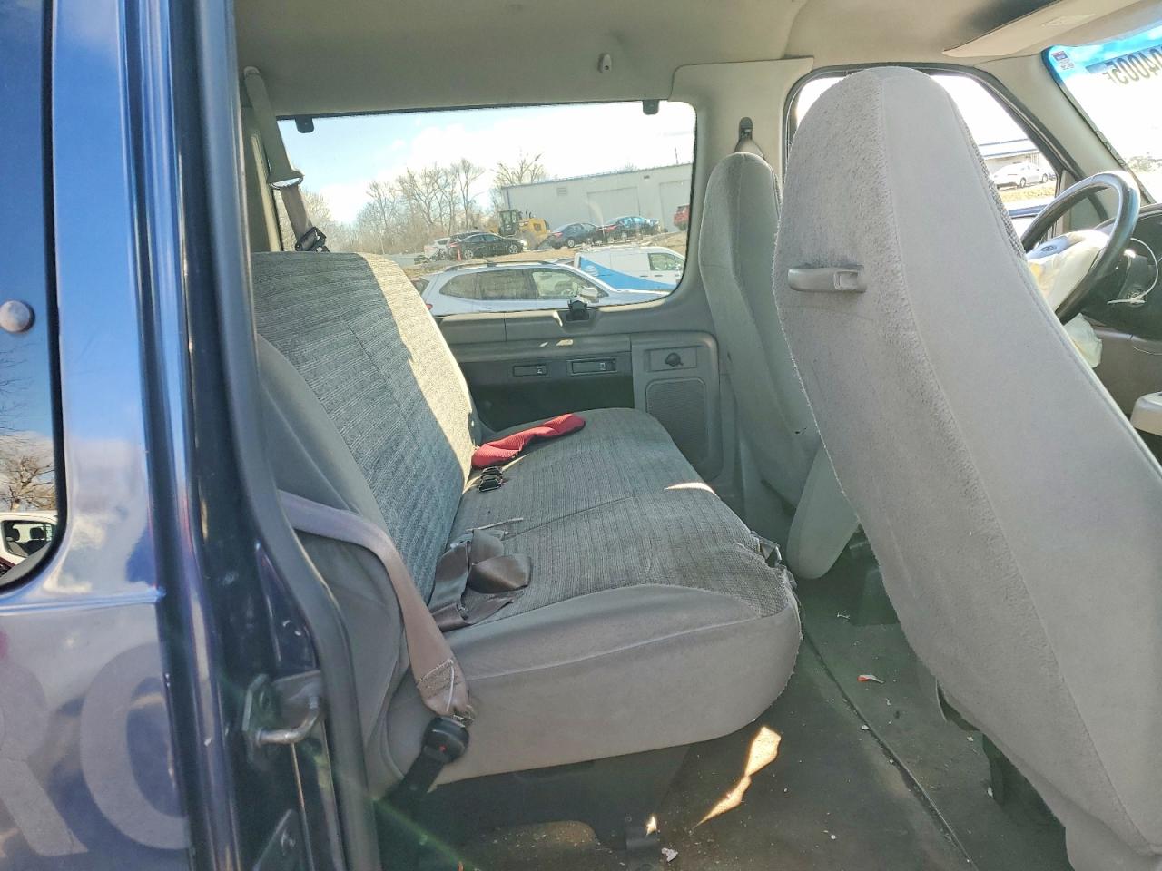 2001 Ford Econoline E350 Super Duty Wagon Black vin: 1FBSS31L01HA96457