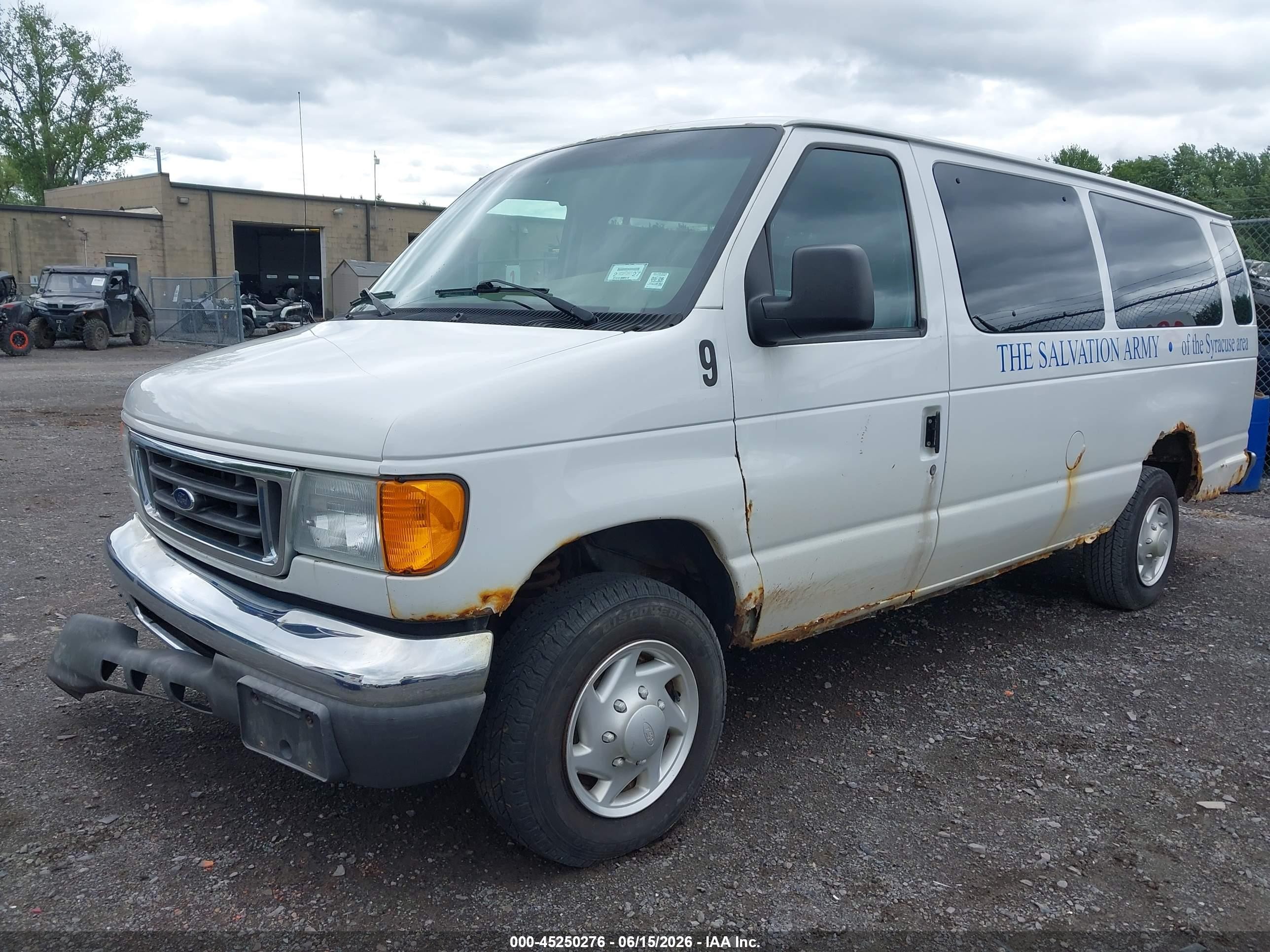 2007 Ford E-350 Super Duty Xl/xlt White vin: 1FBSS31L07DA06529