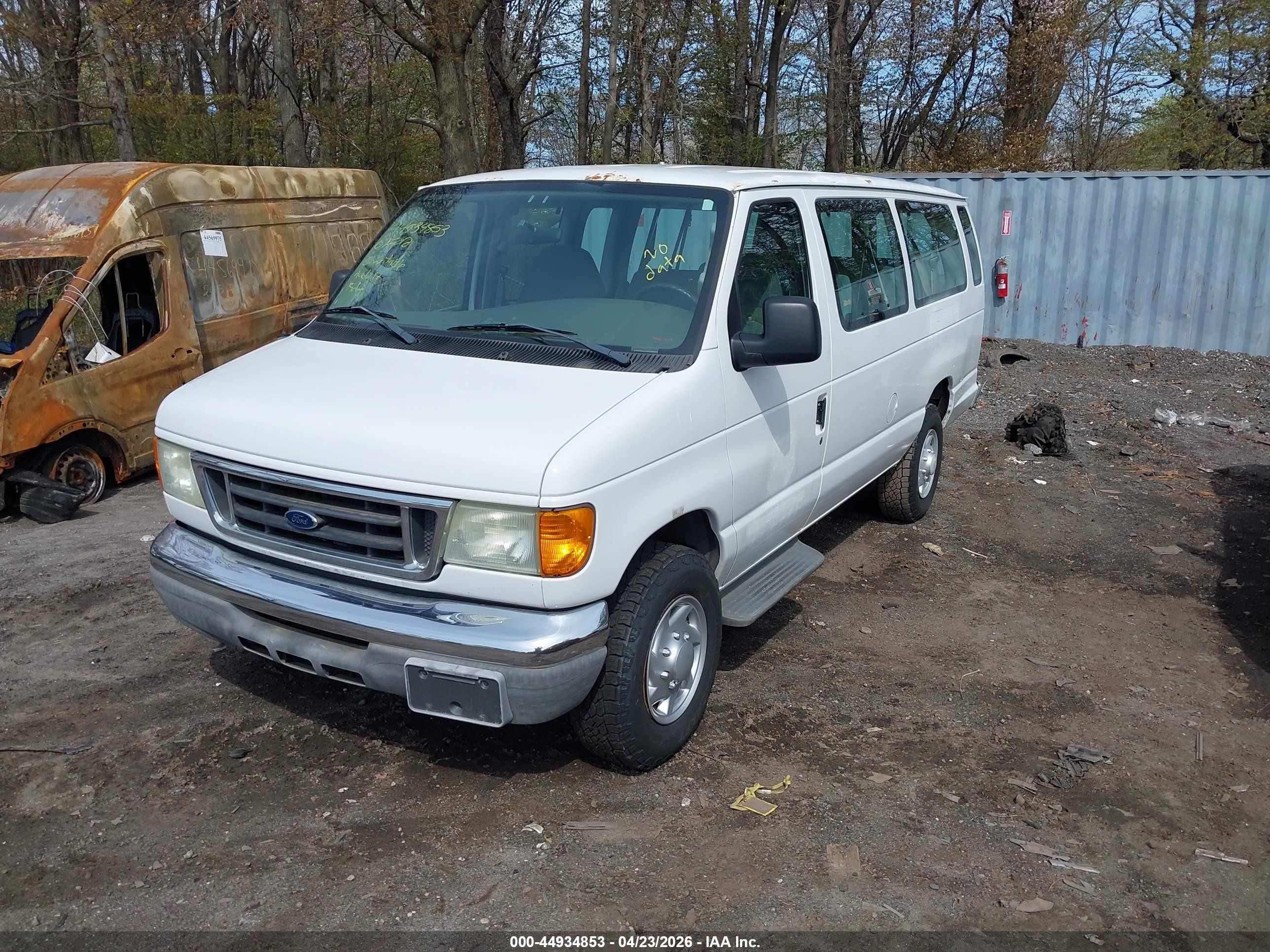 2007 Ford E-350 Super Duty Xl/xlt White vin: 1FBSS31L07DB31806
