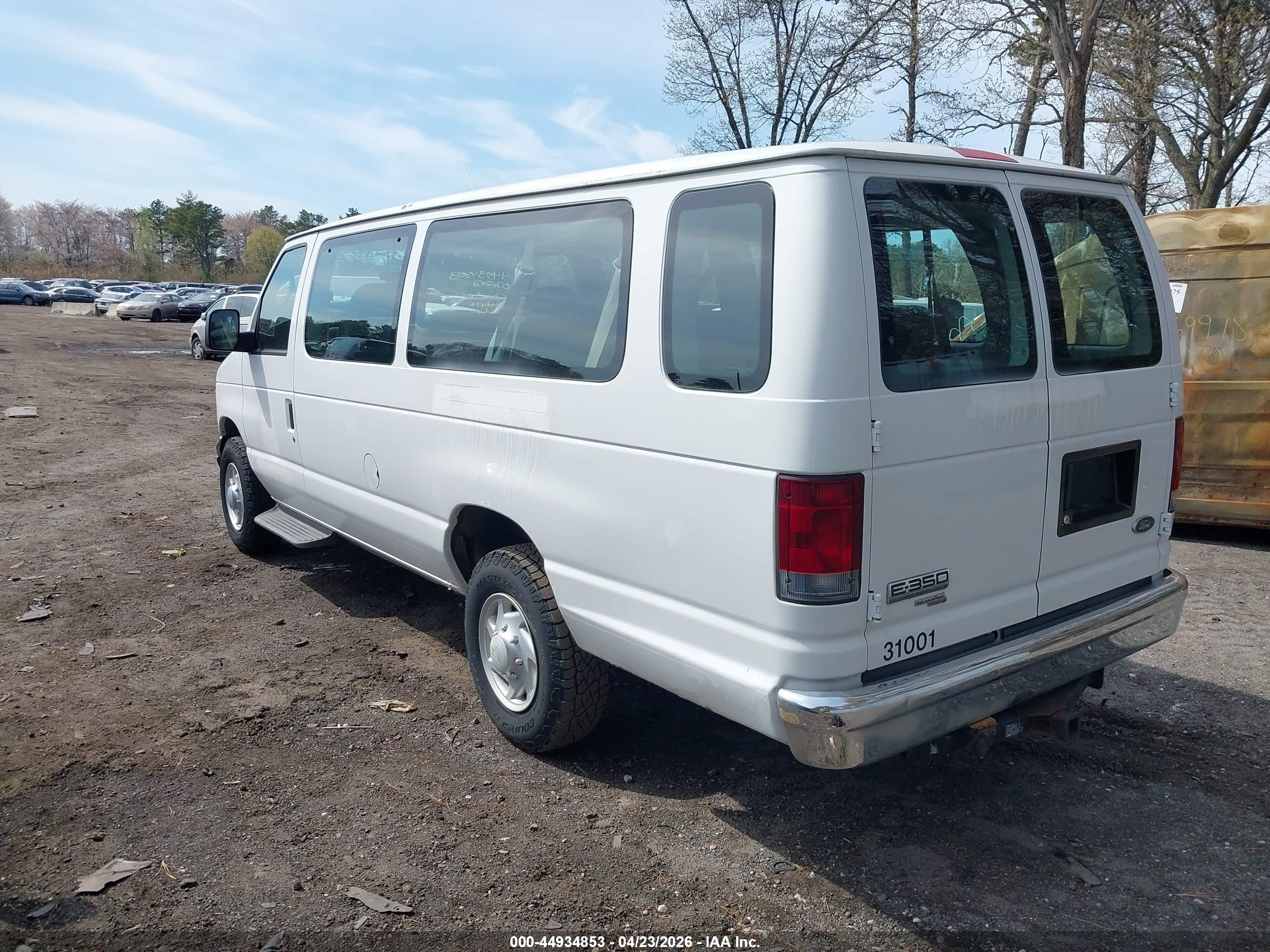 2007 Ford E-350 Super Duty Xl/xlt White vin: 1FBSS31L07DB31806