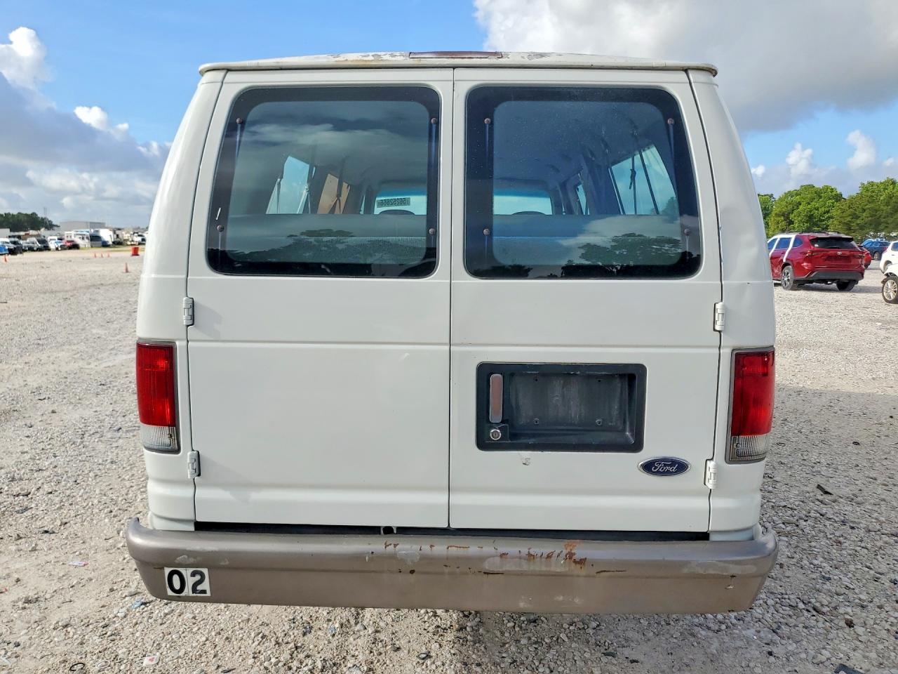 1998 Ford Econoline E350 Super Duty White vin: 1FBSS31L0WHA39067