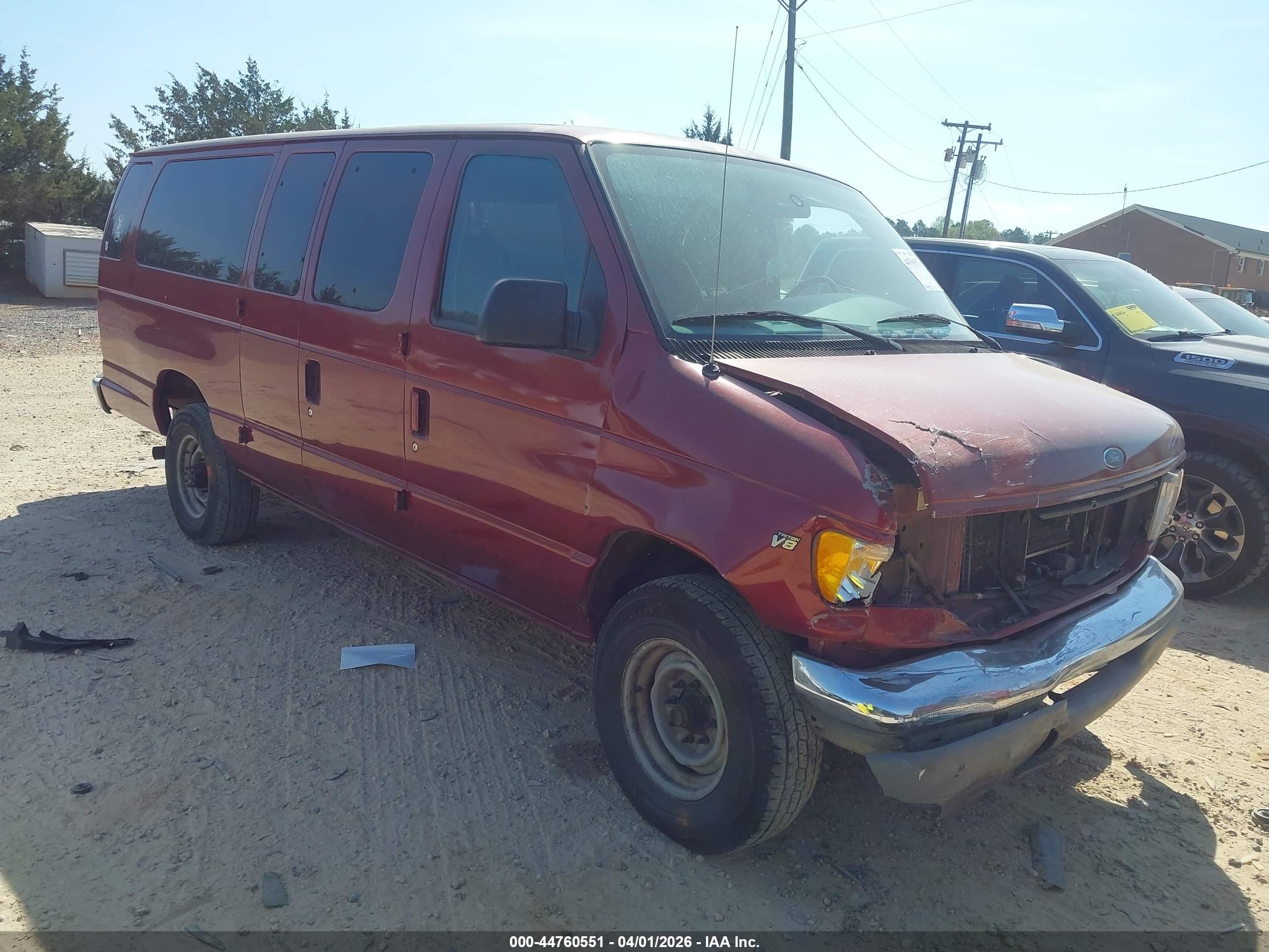 2000 Ford E-350 Super Duty Xl/xlt Red vin: 1FBSS31L0YHB02719