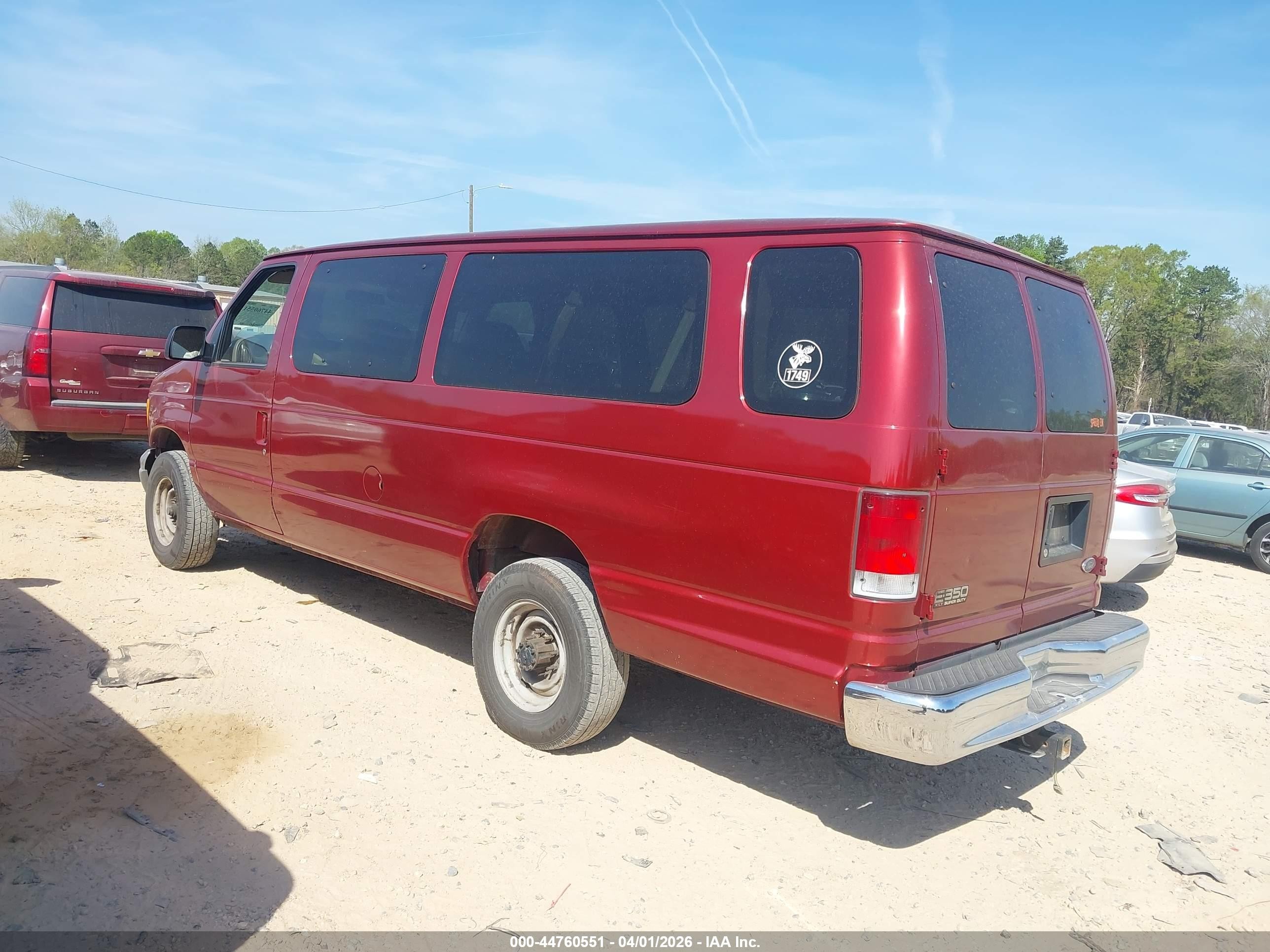 2000 Ford E-350 Super Duty Xl/xlt Красный vin: 1FBSS31L0YHB02719
