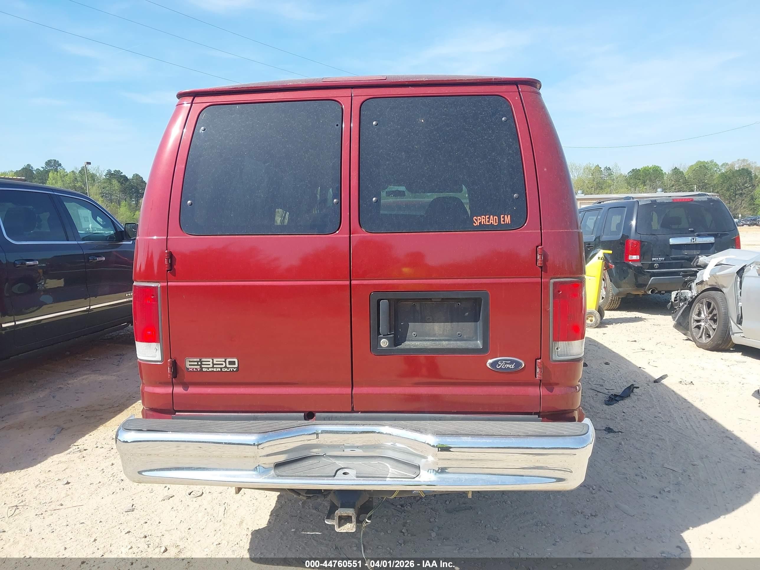 2000 Ford E-350 Super Duty Xl/xlt Красный vin: 1FBSS31L0YHB02719