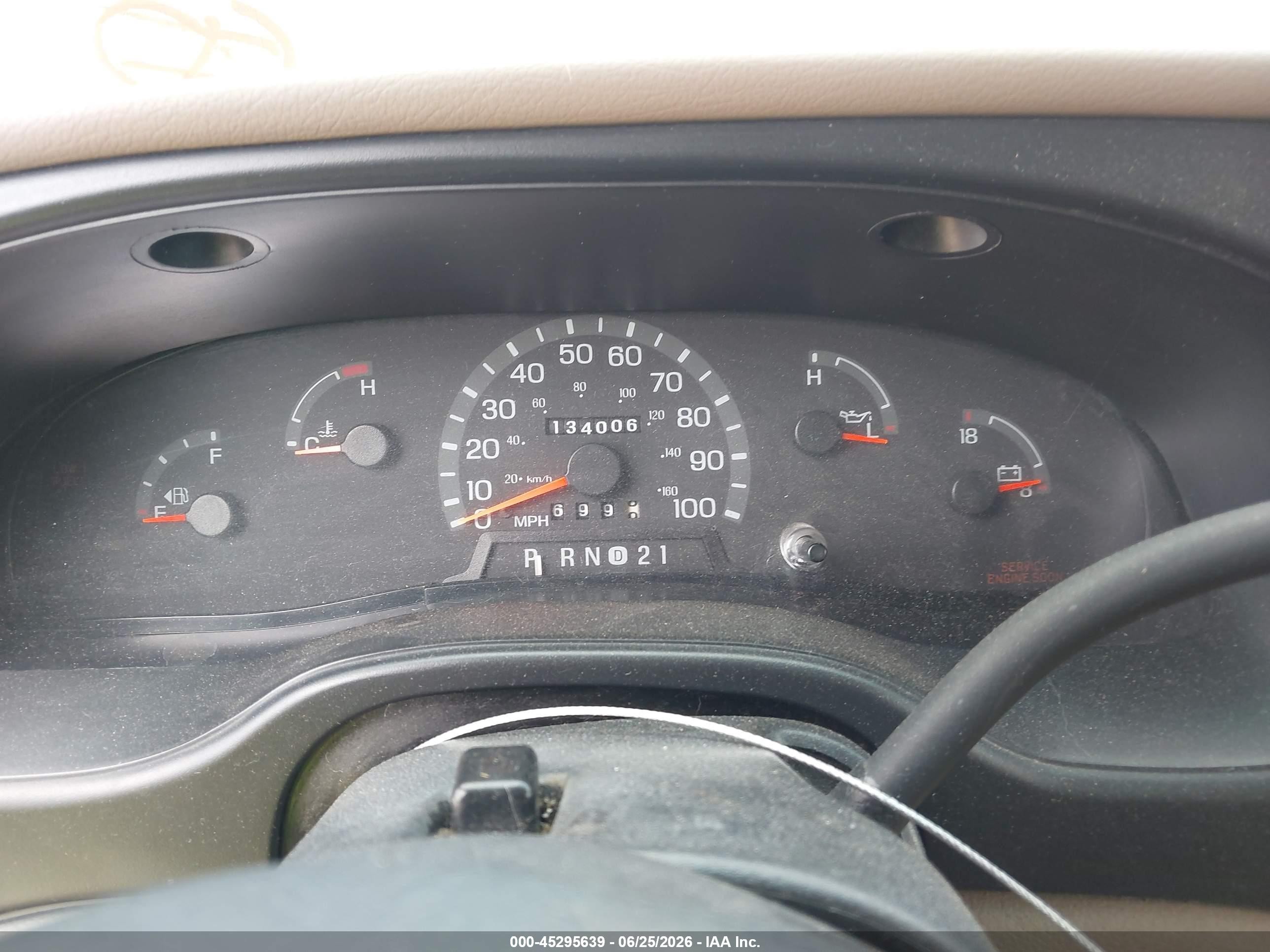 2002 Ford E-350 Super Duty Xl/xlt White vin: 1FBSS31L12HA23390