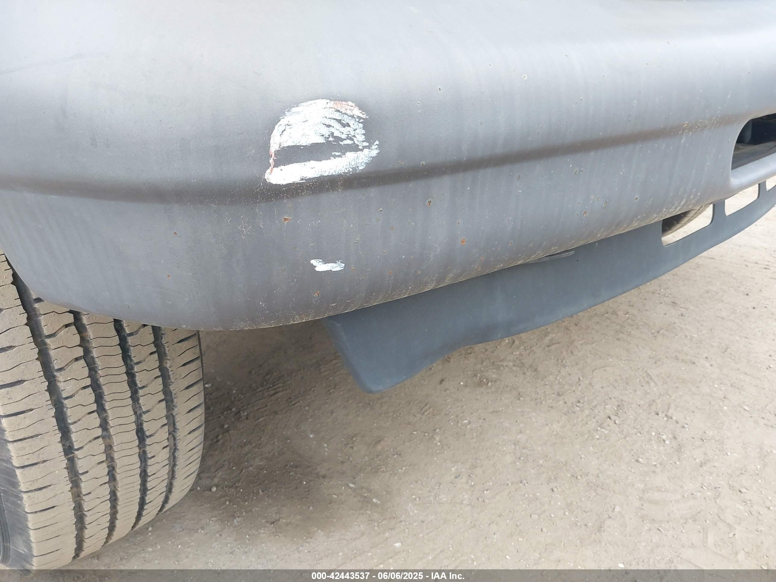 2006 Ford E-350 Super Duty Xl/xlt White vin: 1FBSS31L16DB22997