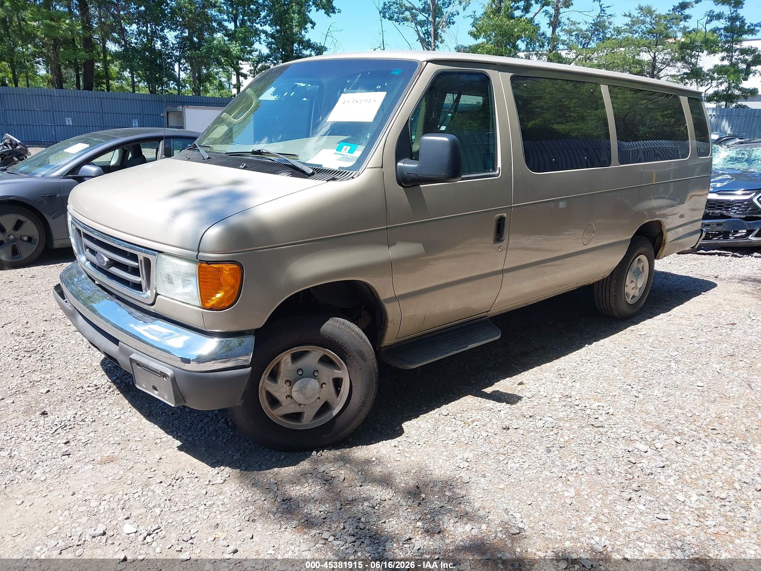 2007 Ford E-350 Super Duty Xl/xlt Beige vin: 1FBSS31L17DA93678