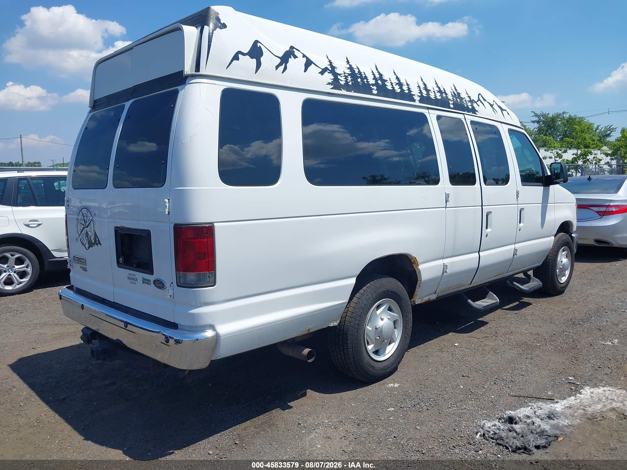 2009 Ford E-350 Super Duty Xl/xlt White vin: 1FBSS31L19DA66077